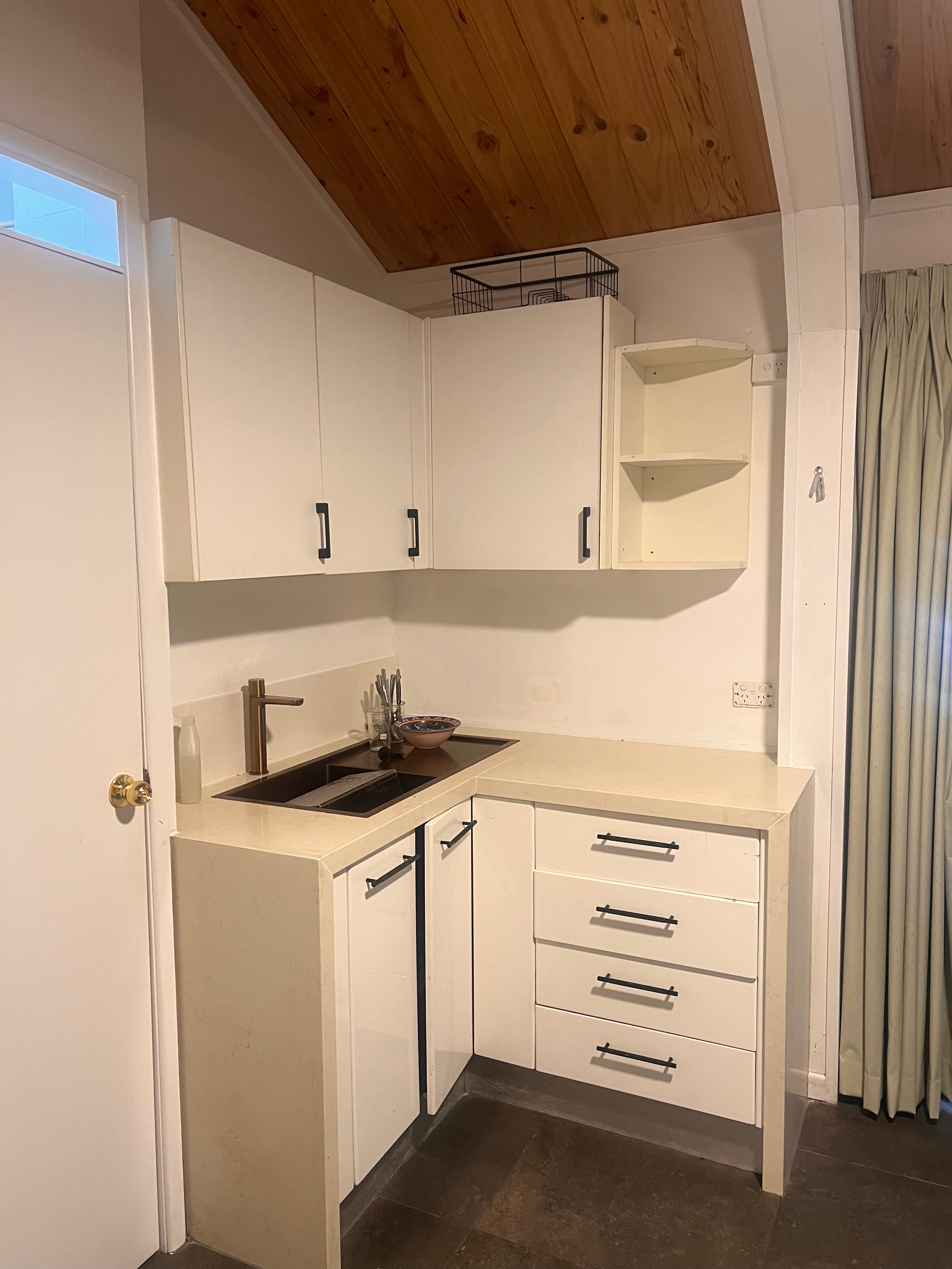 🌿 Cooroora Mountain Retreat