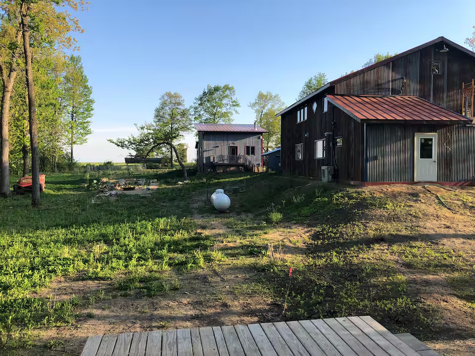 Sittin Pretty Farm