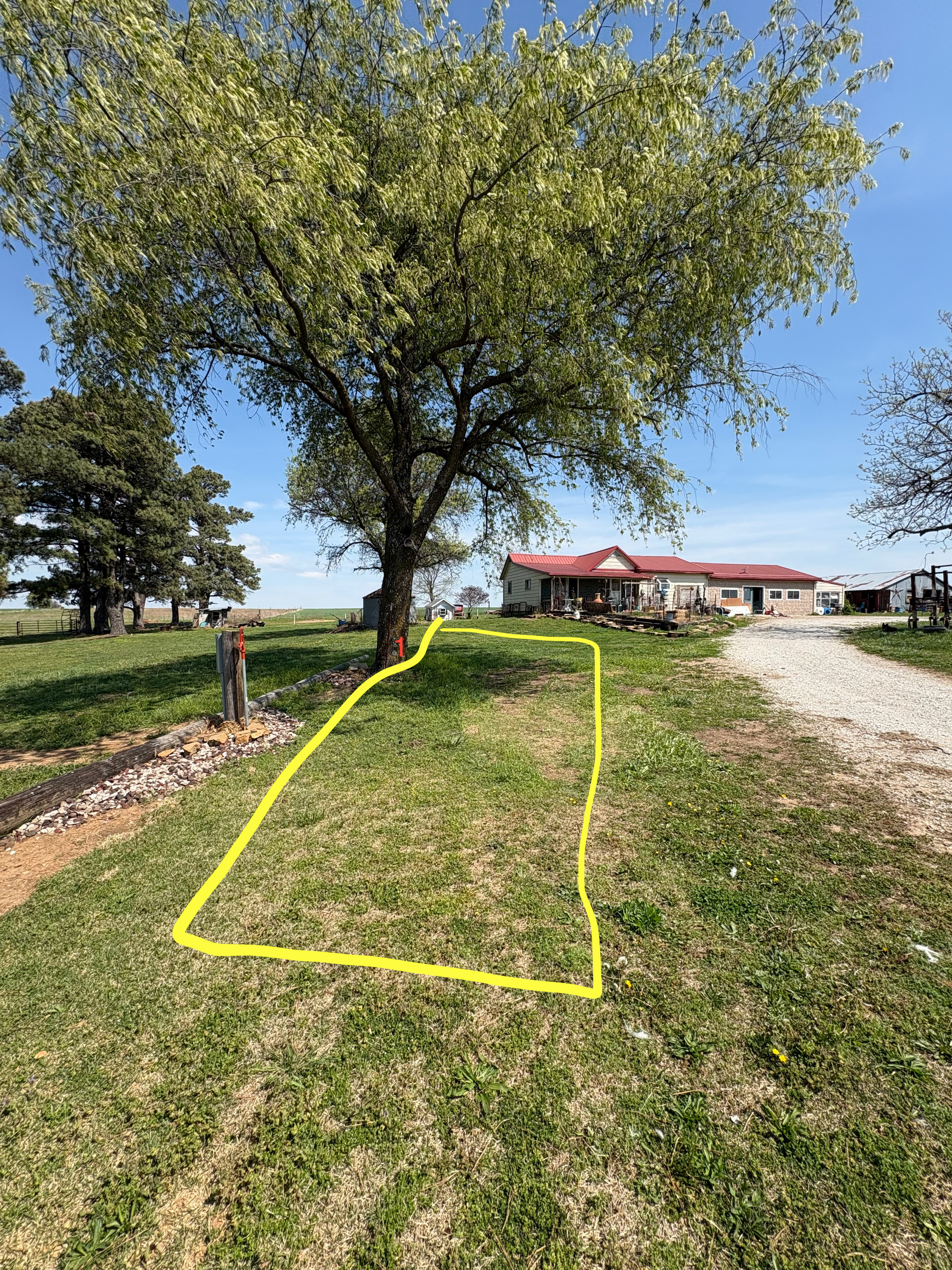 Farmland Panoramic Retreat