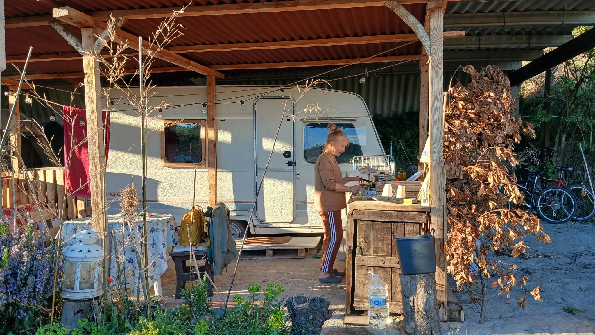 Sintropia - Caravan Stay near Vic