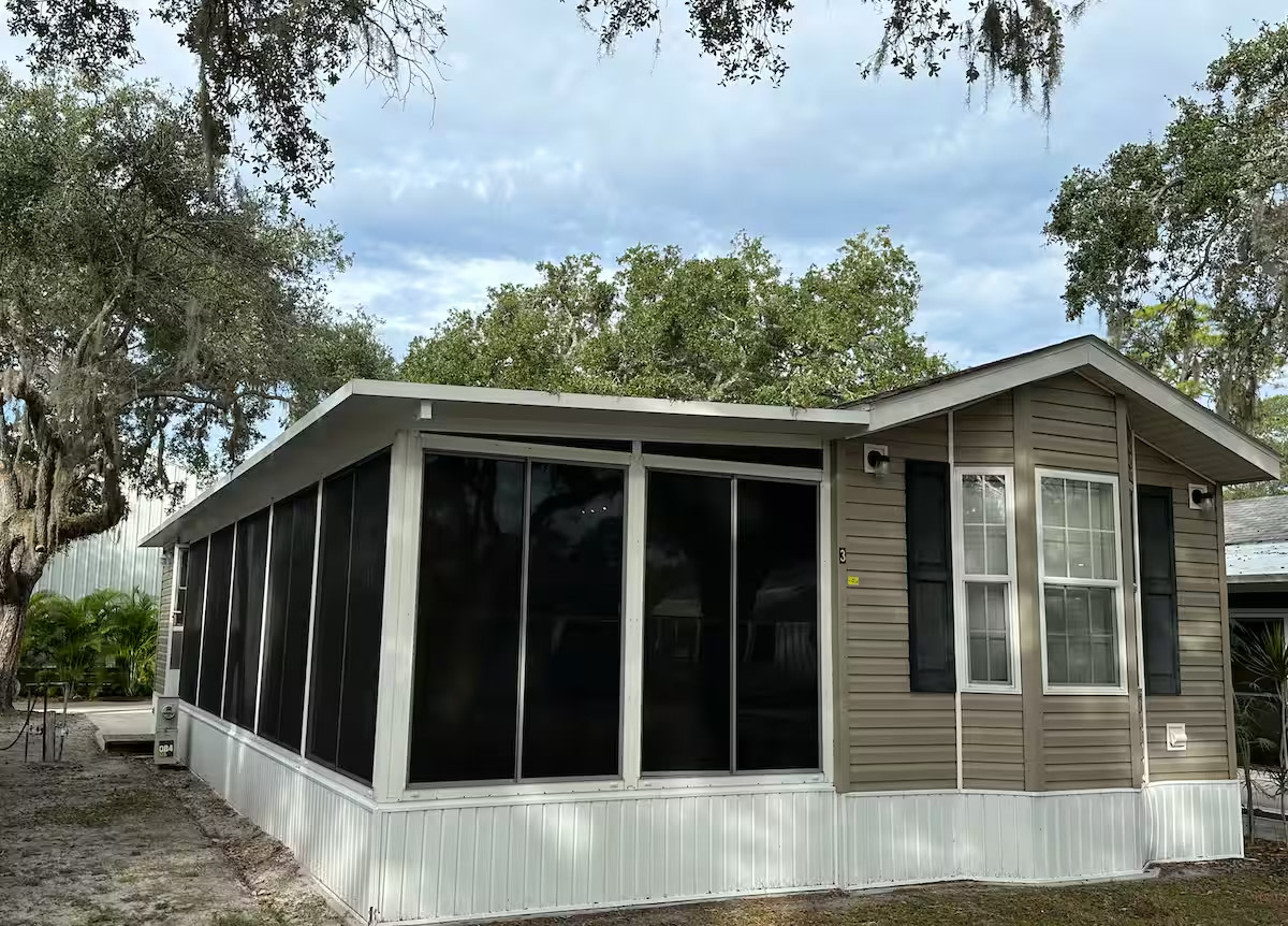 Orange Blossoms Cabins