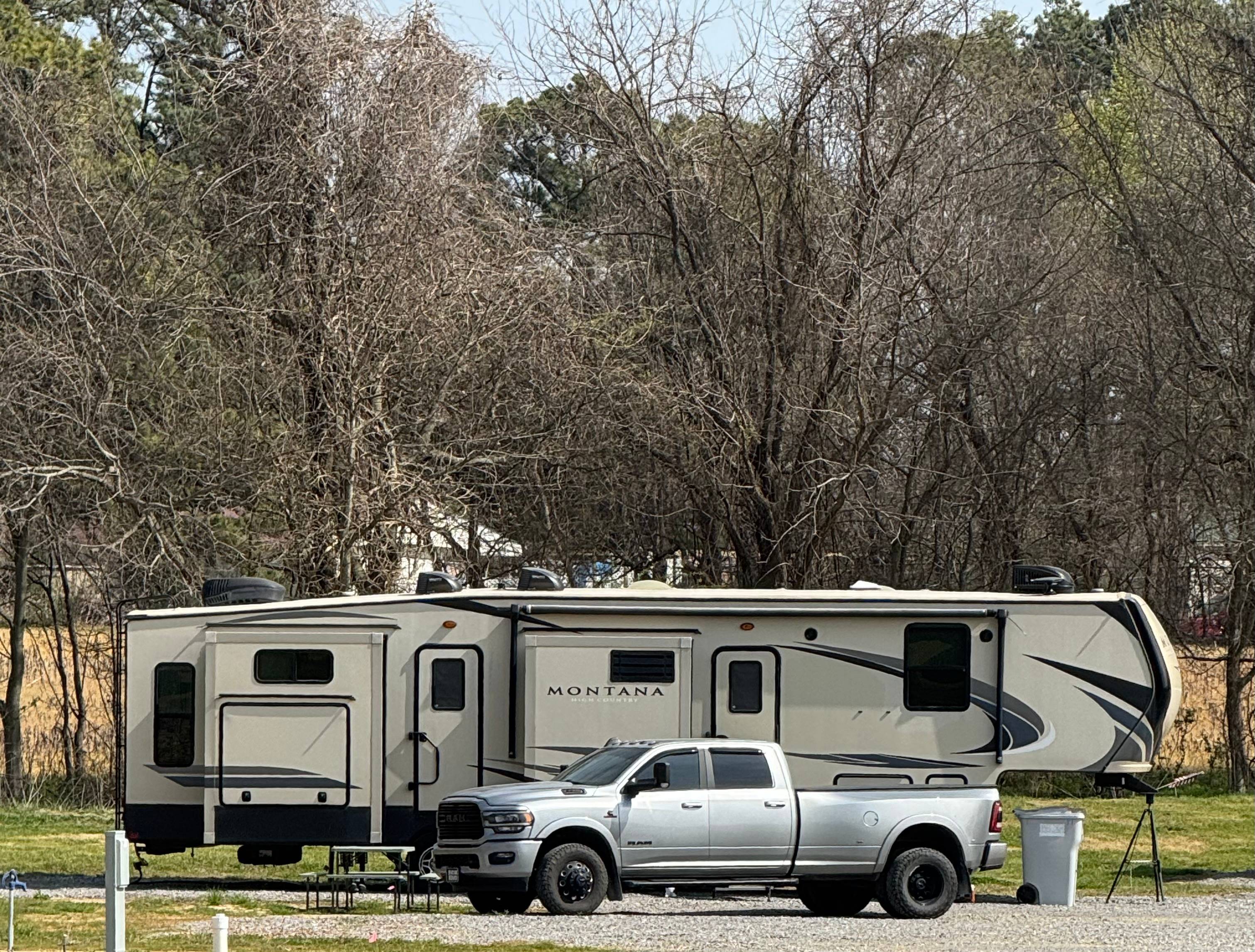 Travelers Farm RV Park
