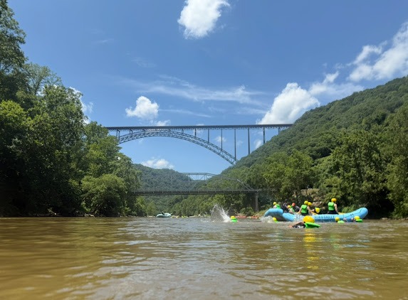 New & Gauley River Adventures