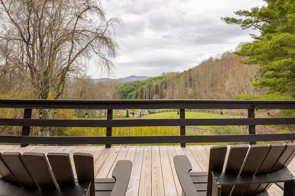 A-Frame Cabin near Boone, Hot Tub