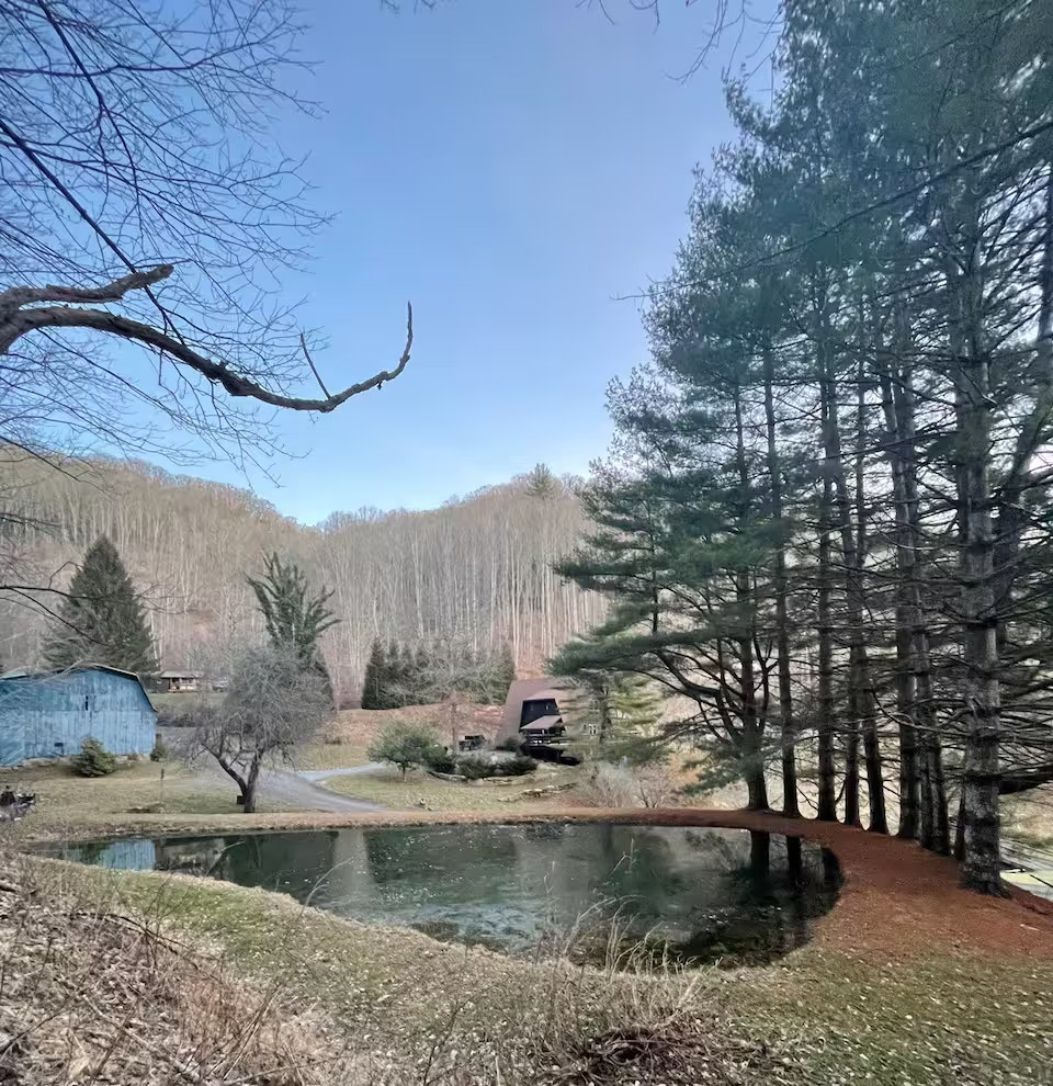 A-Frame Cabin near Boone, Hot Tub