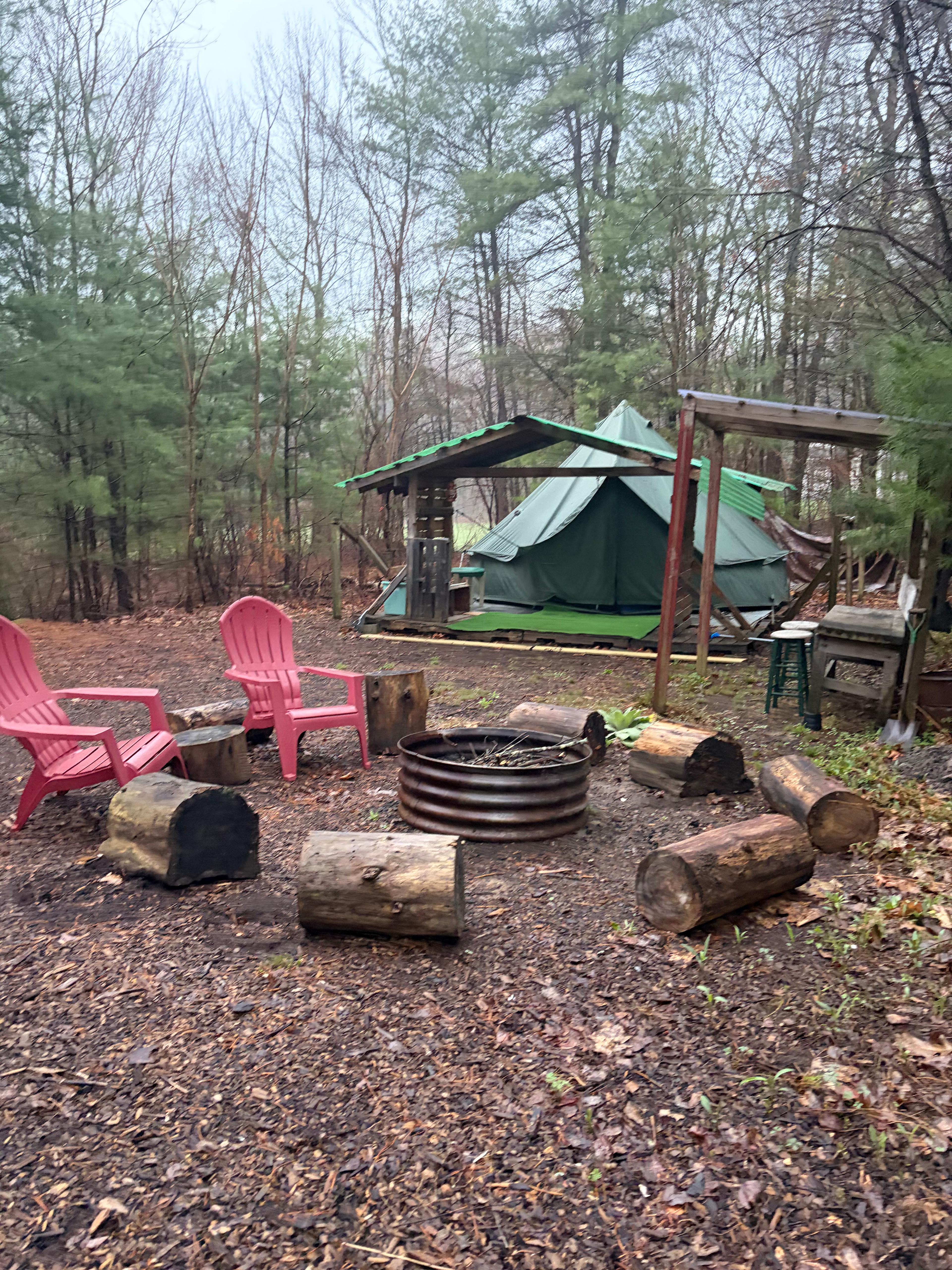 Woodland’s Edge Campsite & Hot Tubs