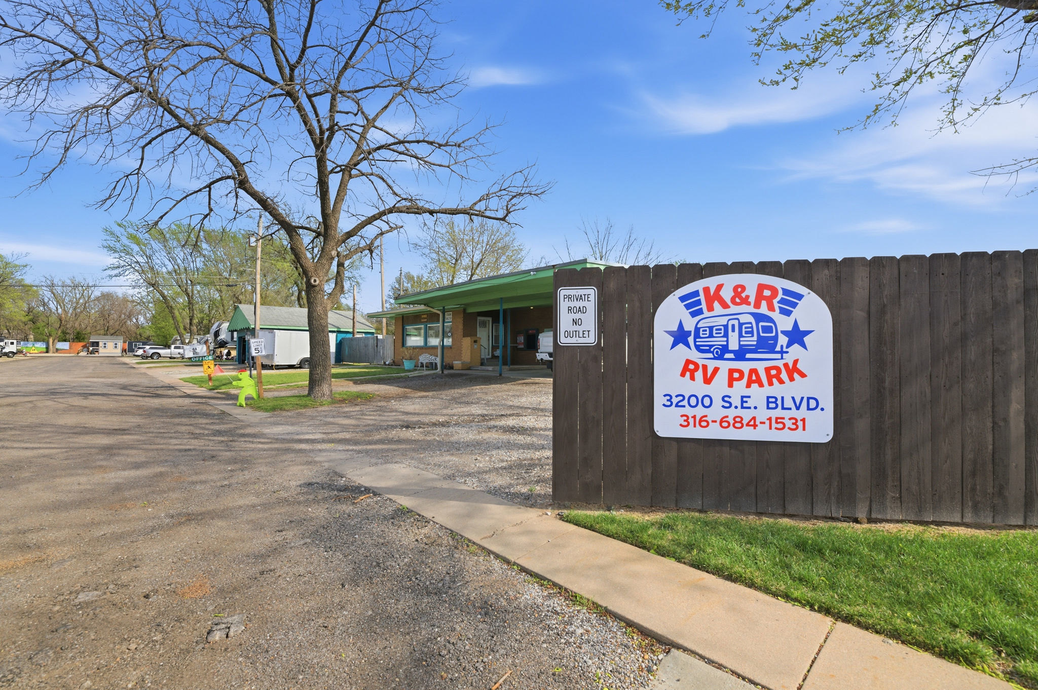 K & R RV Park