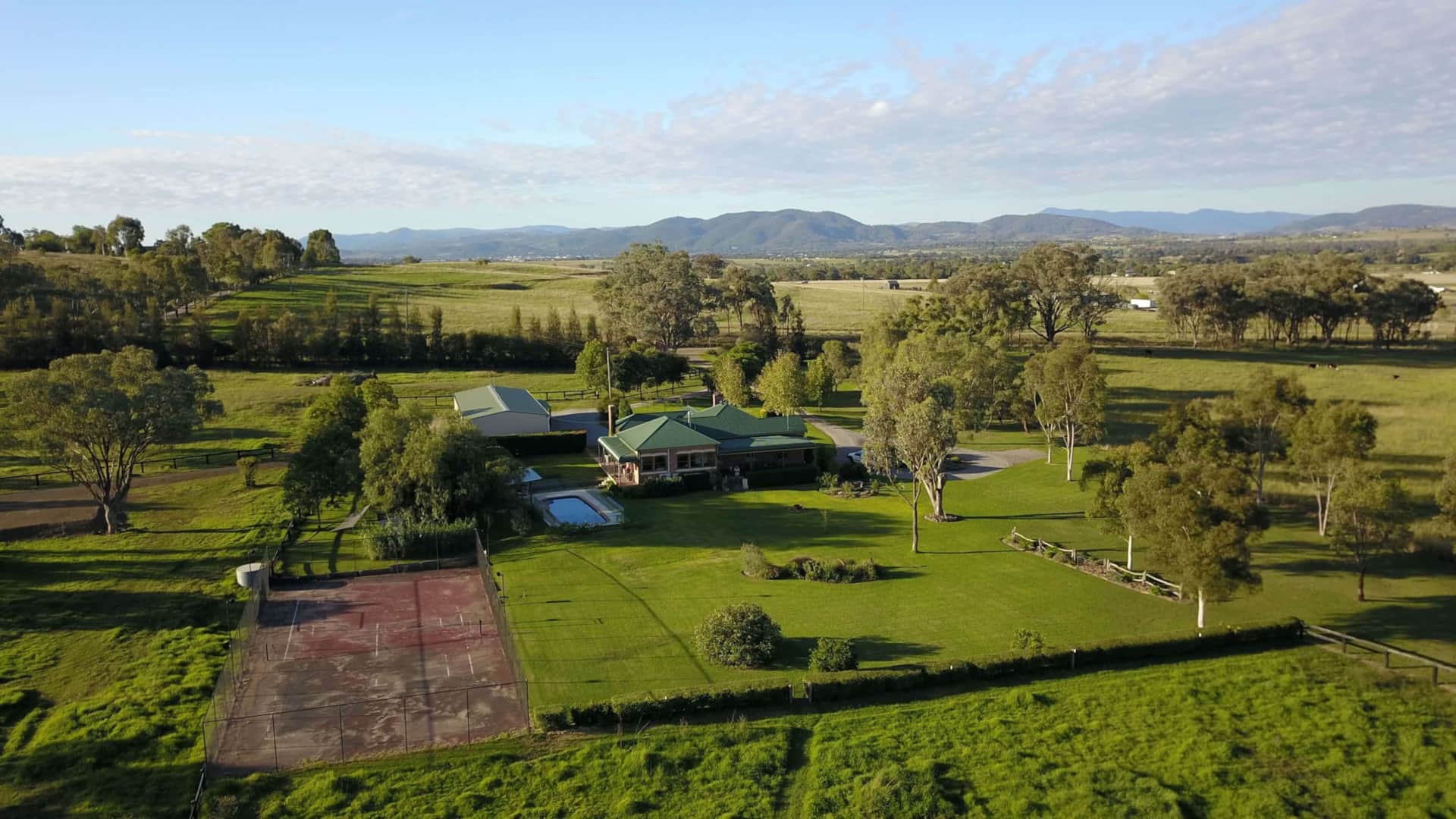 Tamworth Farm Stay, 2BR Guest House