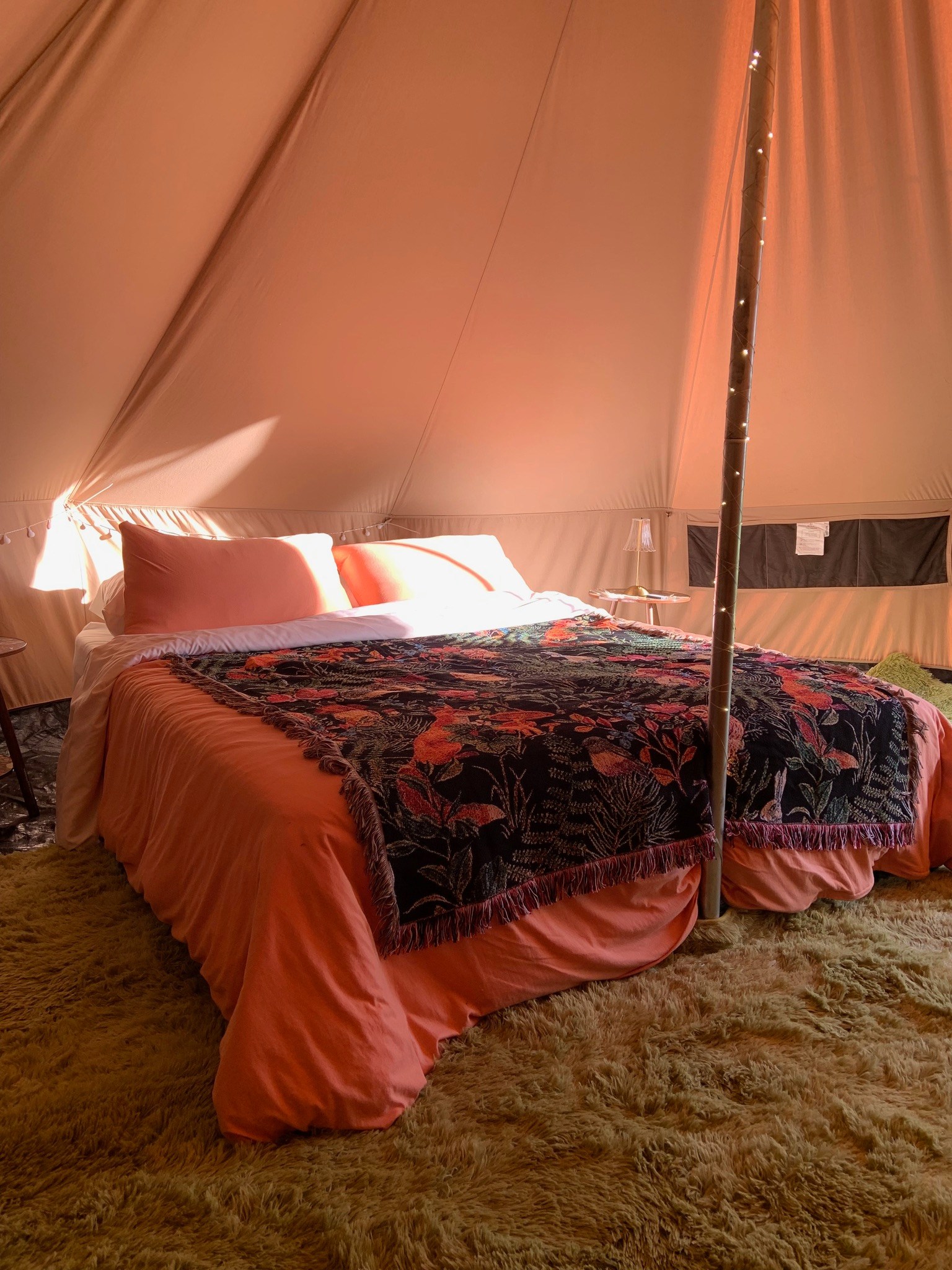 Whimsical Glamping! River,Redwoods+