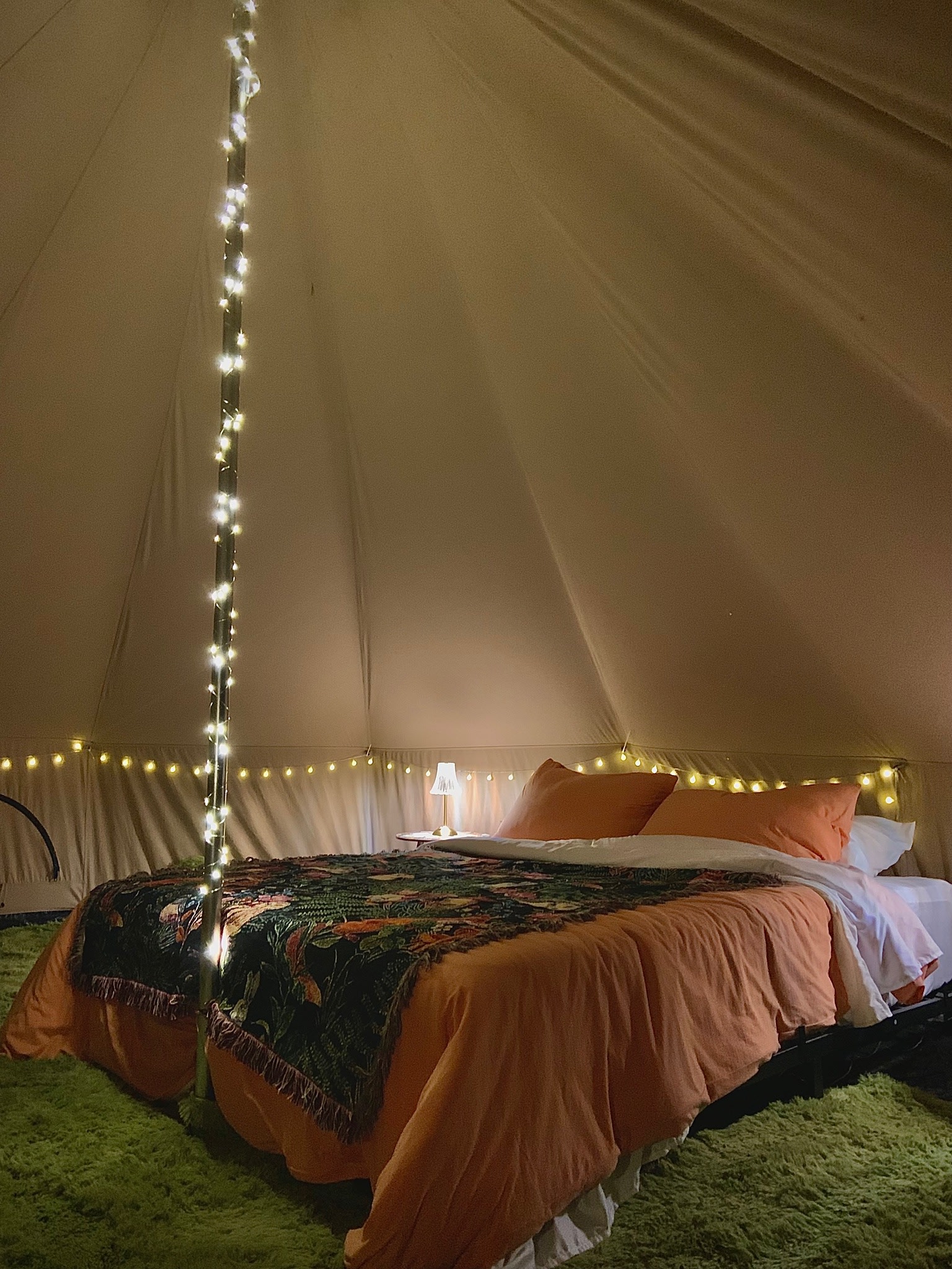 Cozy Glamping by River and Redwoods