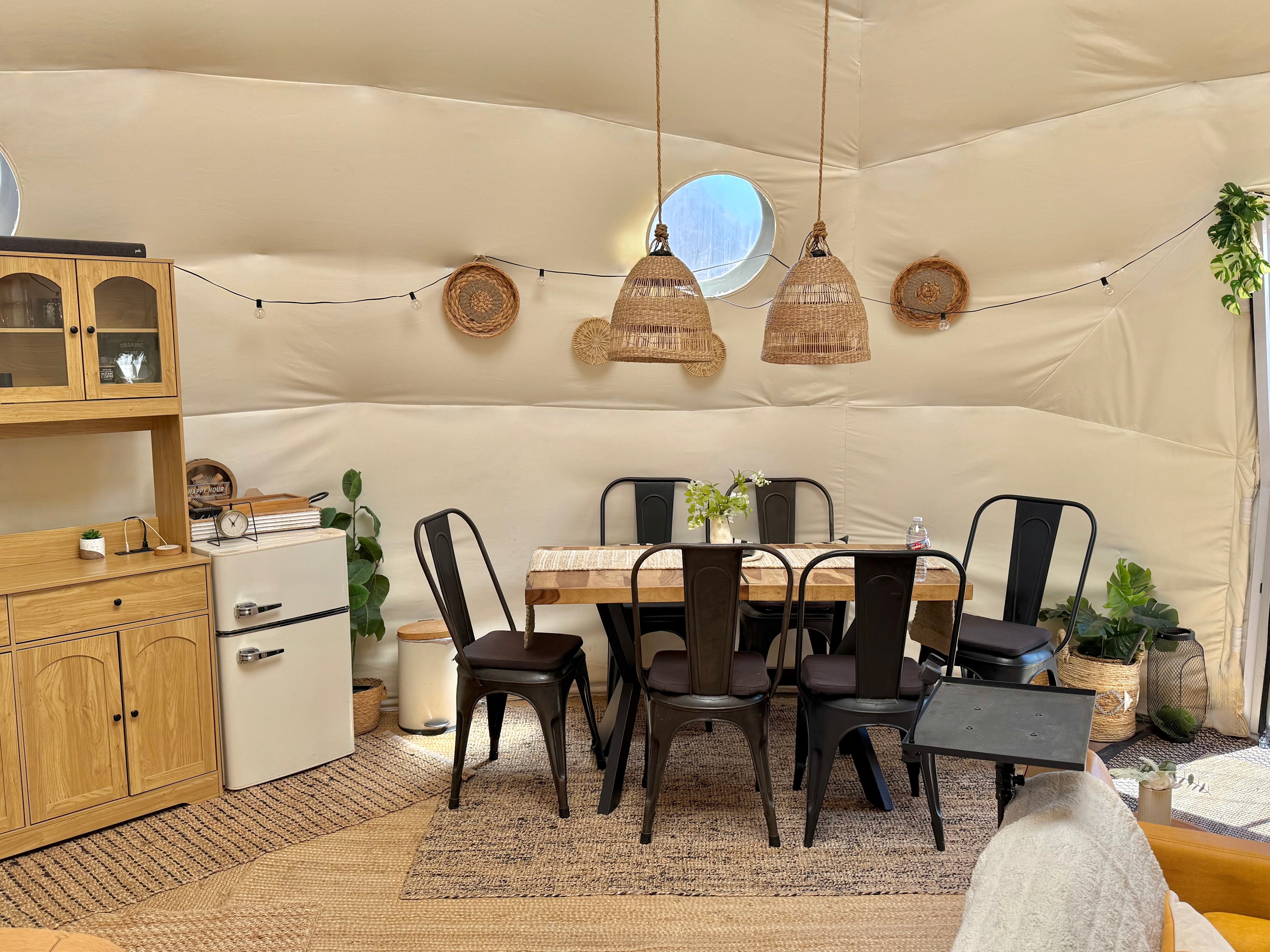 2026 upgraded dining aria and kitchen pantry 