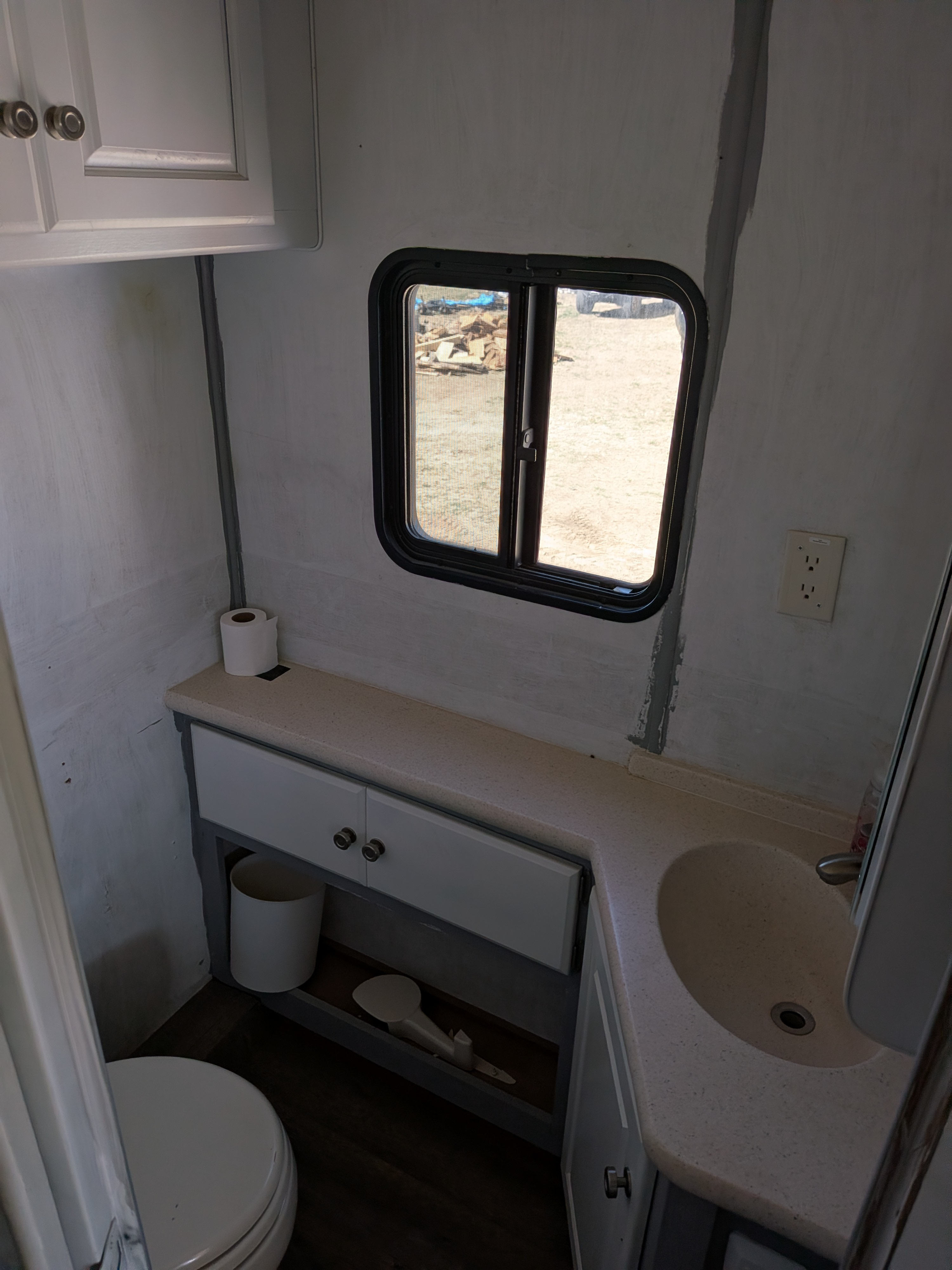 Cozy RV rental