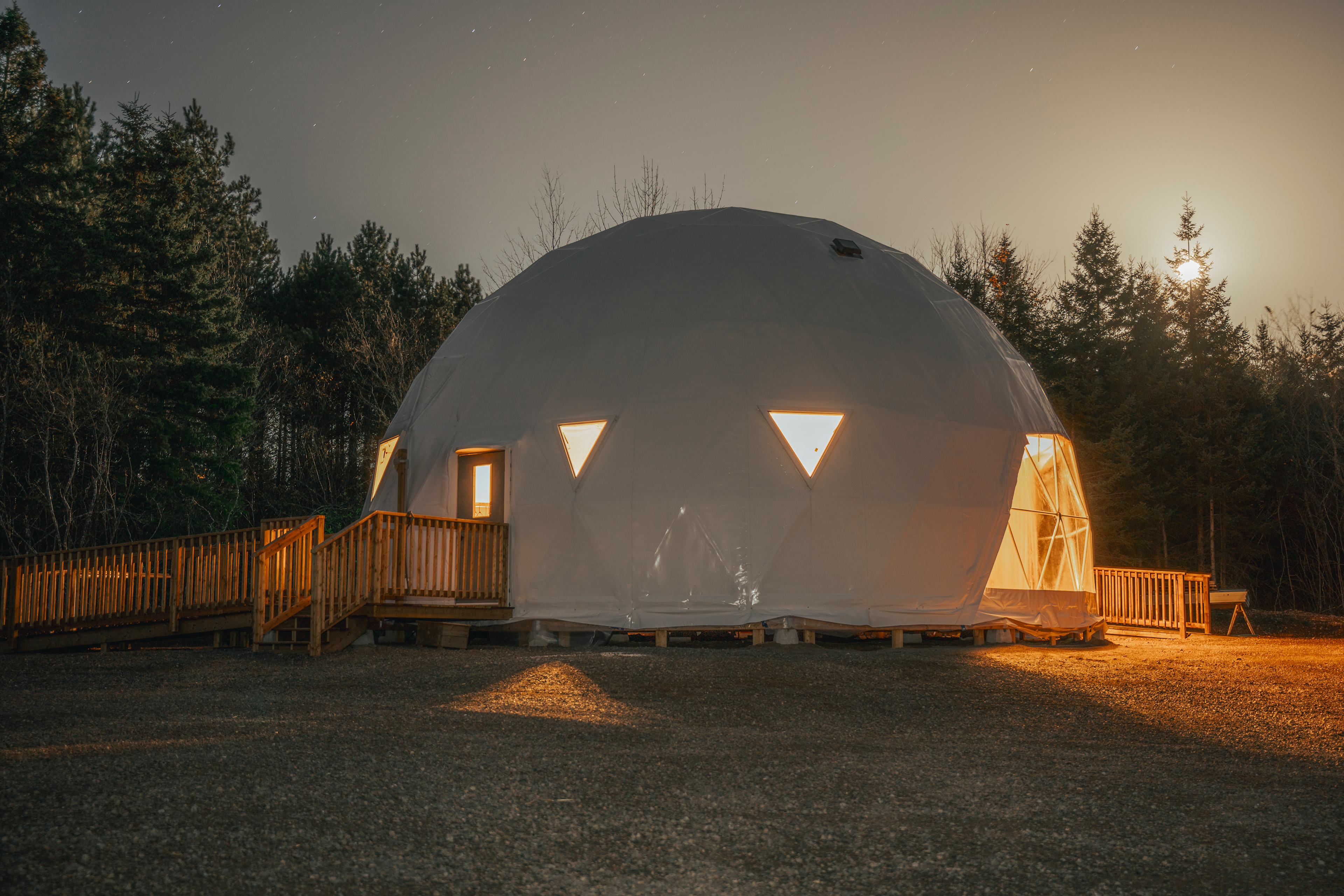 FireLoch - rest, connect and learn!