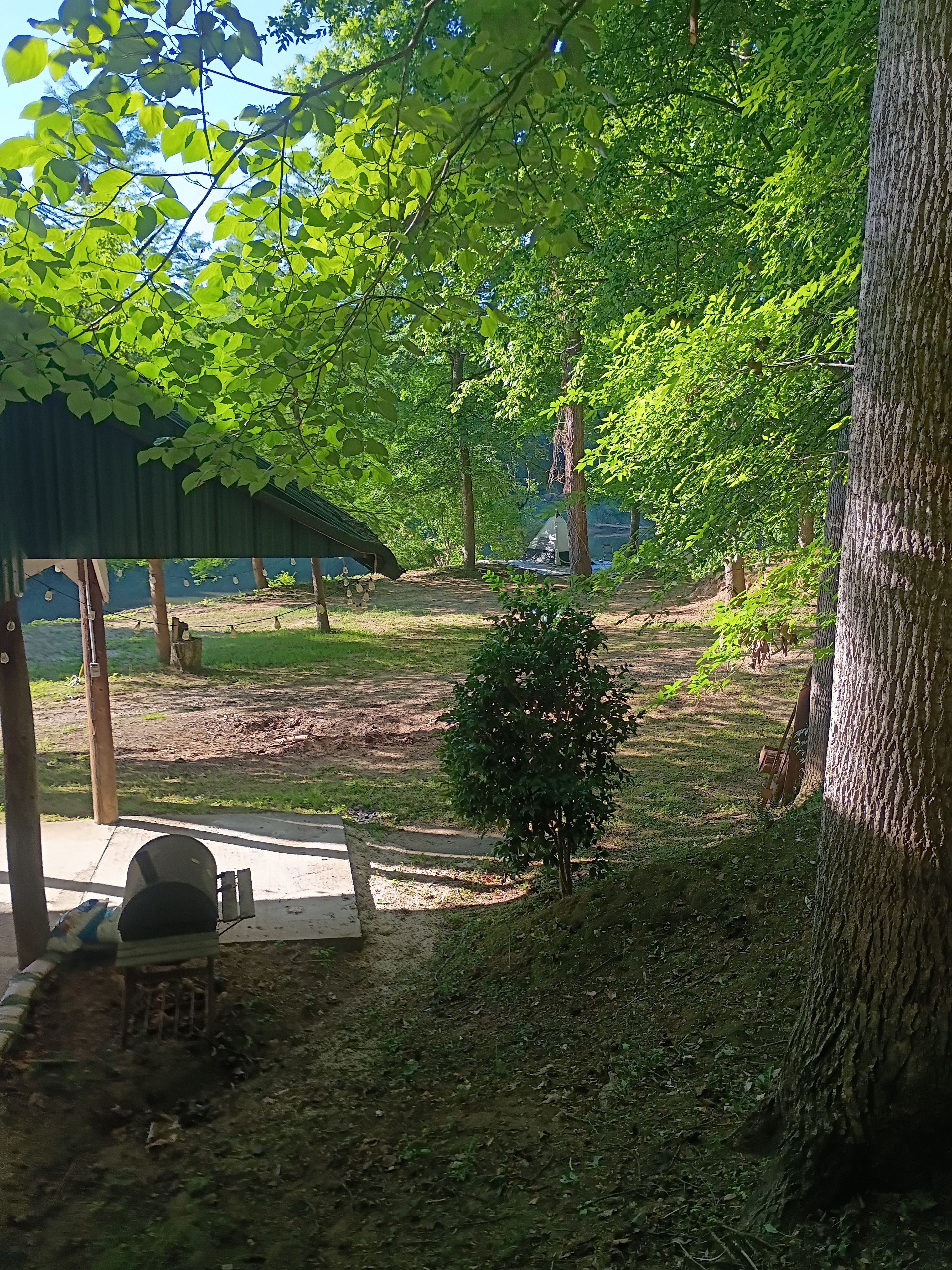 Rivers Edge - Primitive Glamping