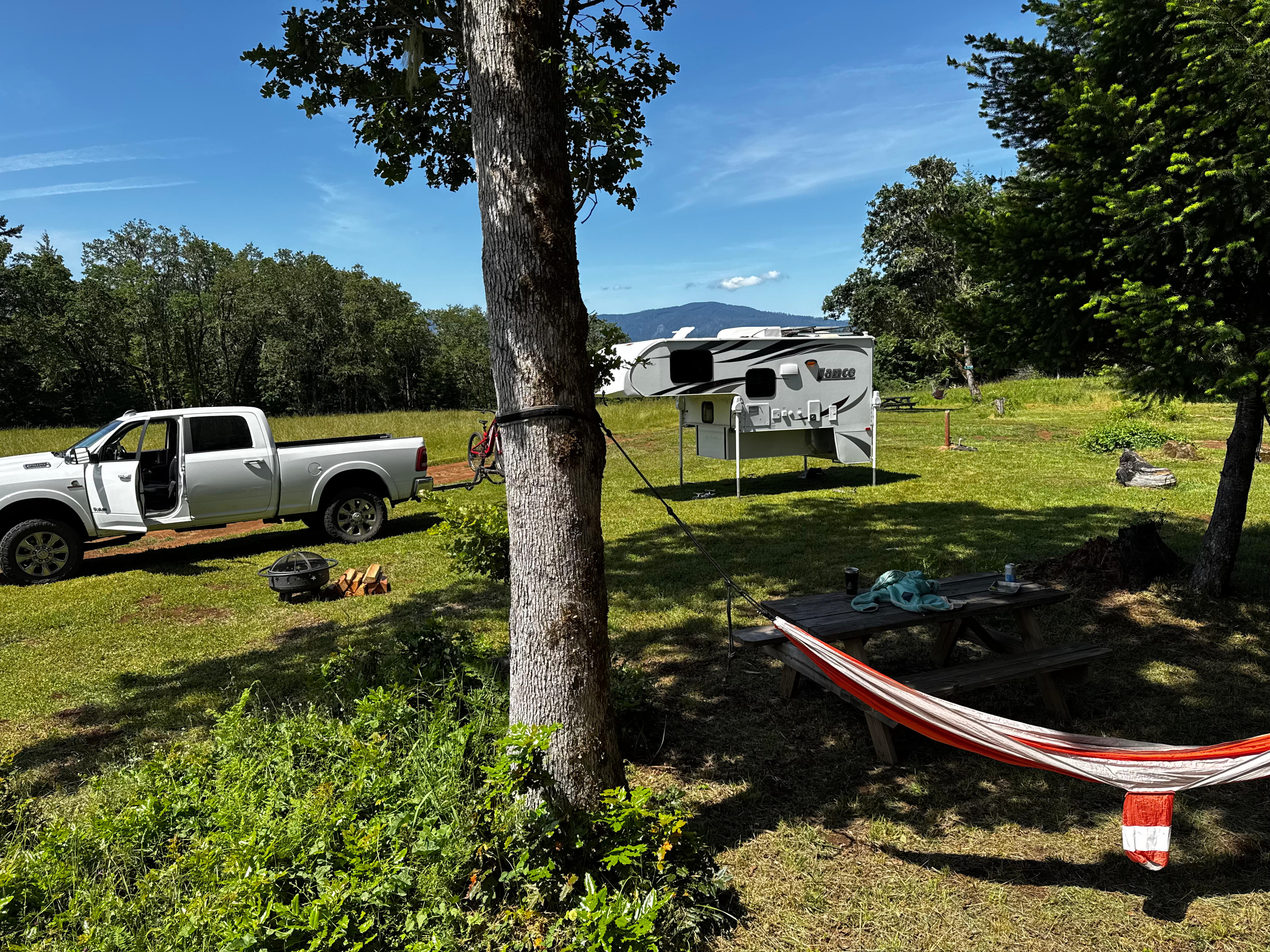 Site #5 includes 2 hammocks and sunrise/sunset views