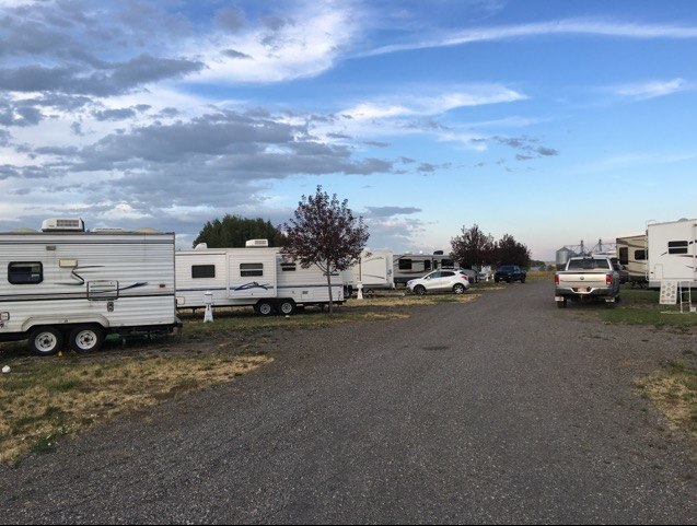 Eagle Peak Lodge & Cabins