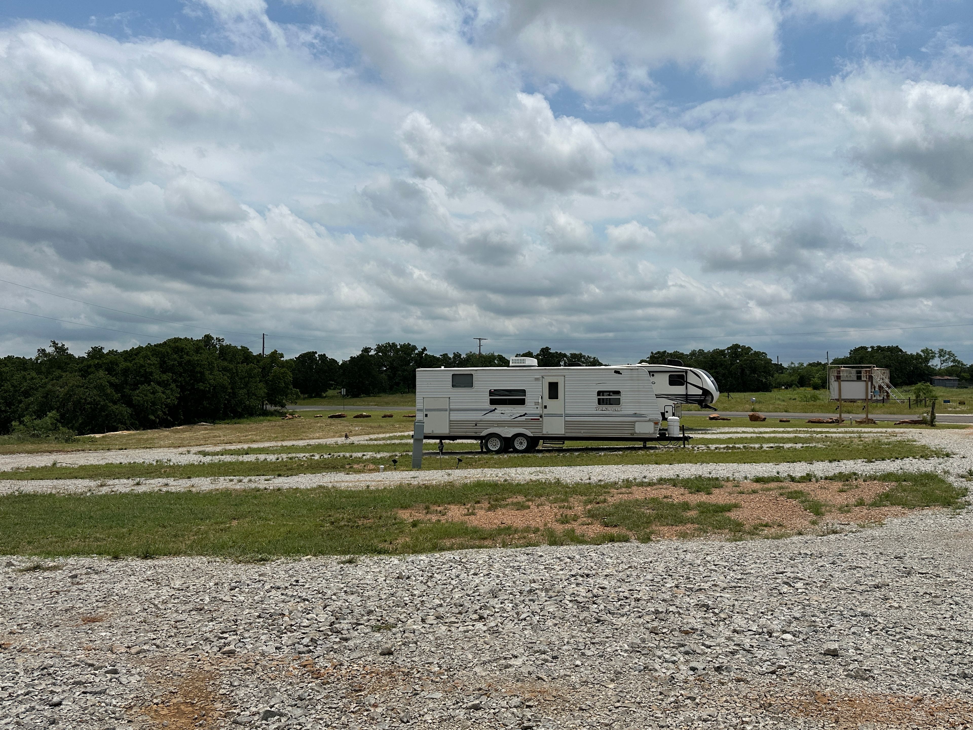 Tiny 🏡 Town at Lake 🎣 Eastland and RV 🚐 Park
