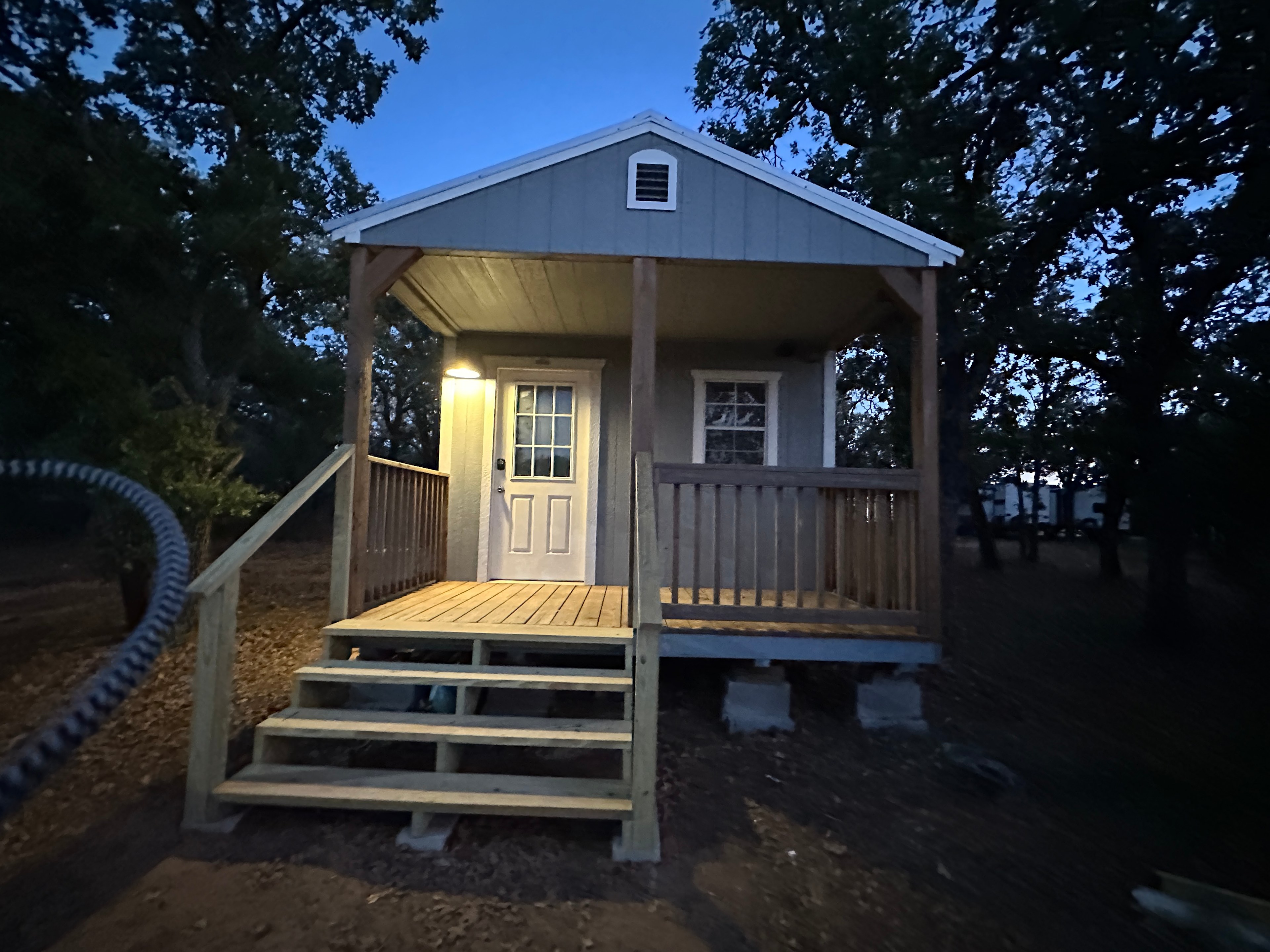 Tiny 🏡 Town at Lake 🎣 Eastland and RV 🚐 Park
