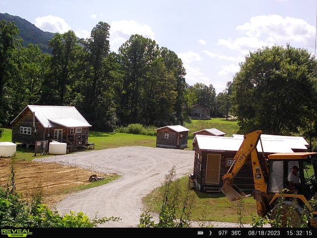 Hillbilly Stays Campground
