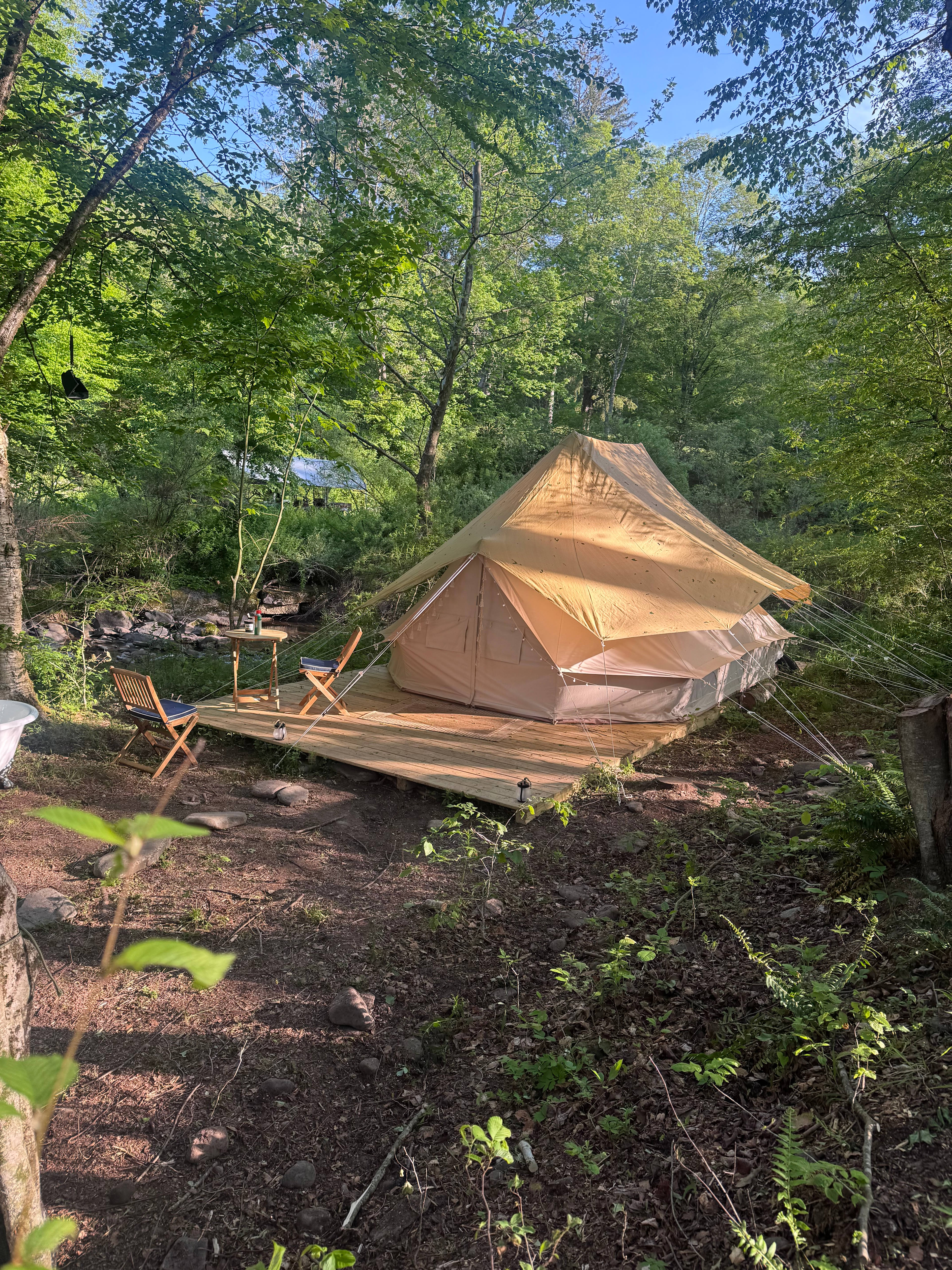 Lux River Glamping/AC-PrivShower&Toilet Heavenly Spot-Large Tent
