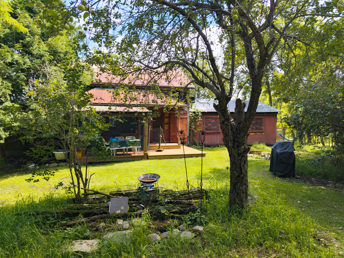 Off-Grid Farmhouse · 100 Acres