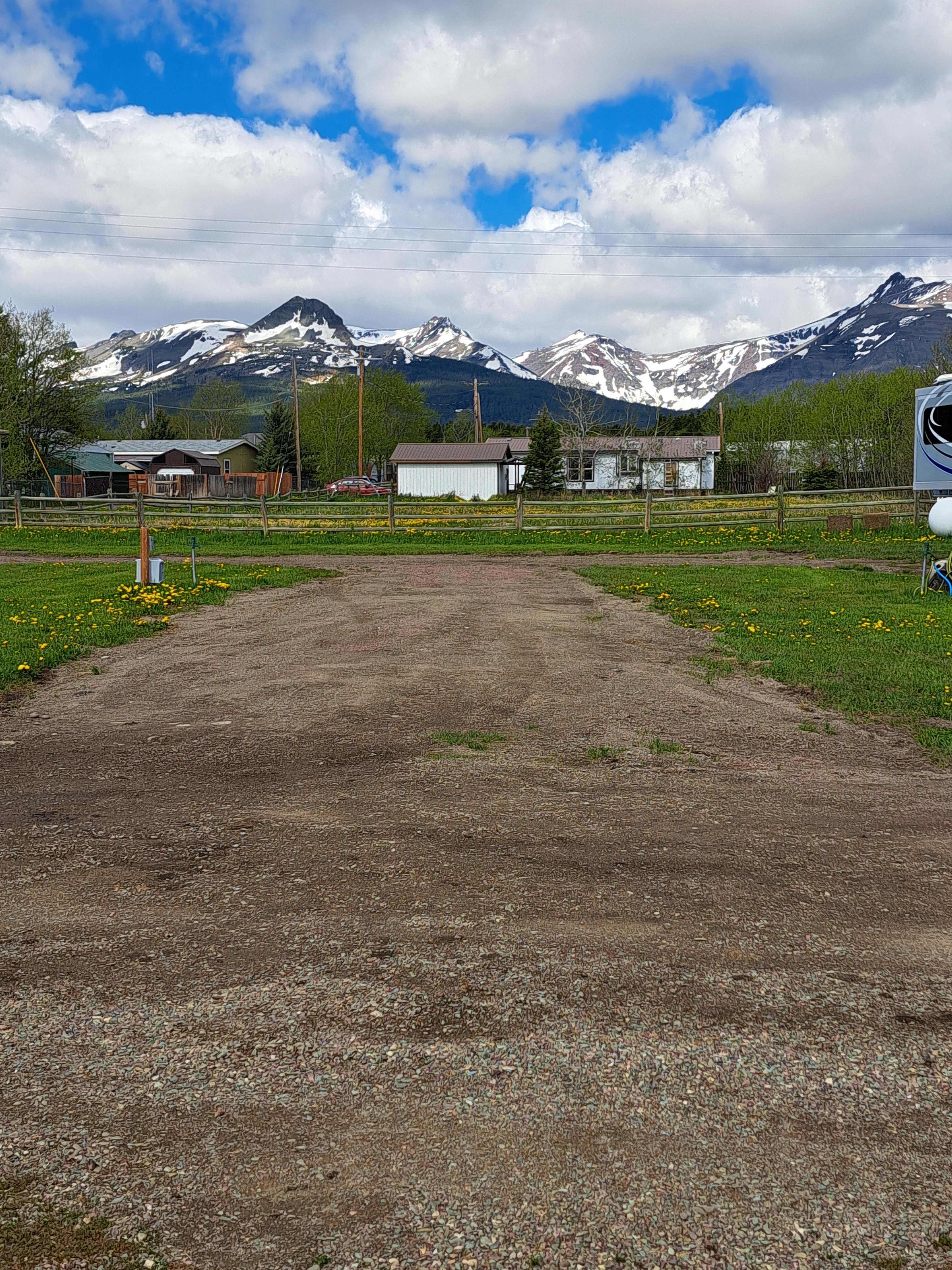 Double Dot Ranch Cabins & RV Sites