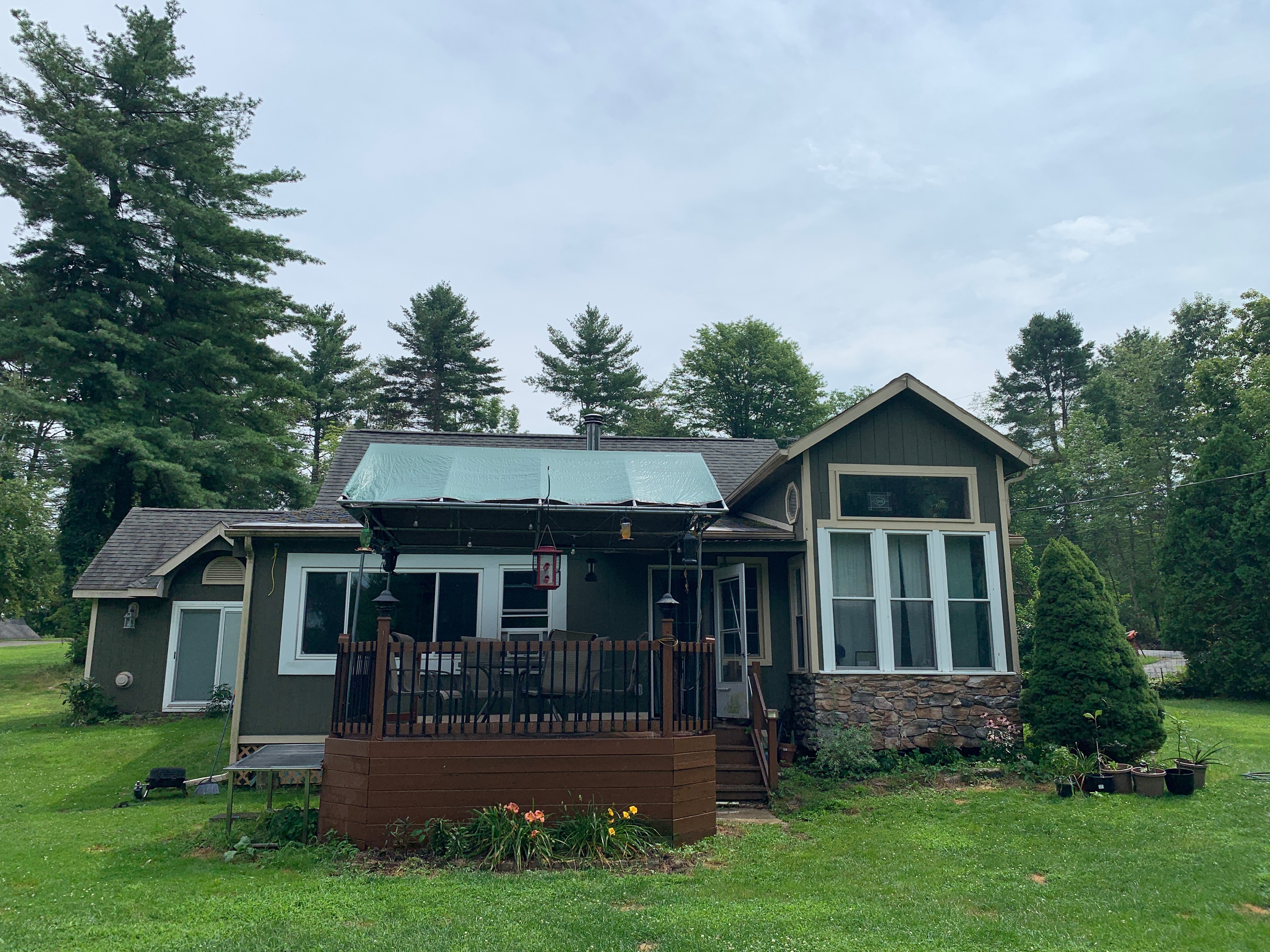 Waterfront Pet Friendly Lakehouse