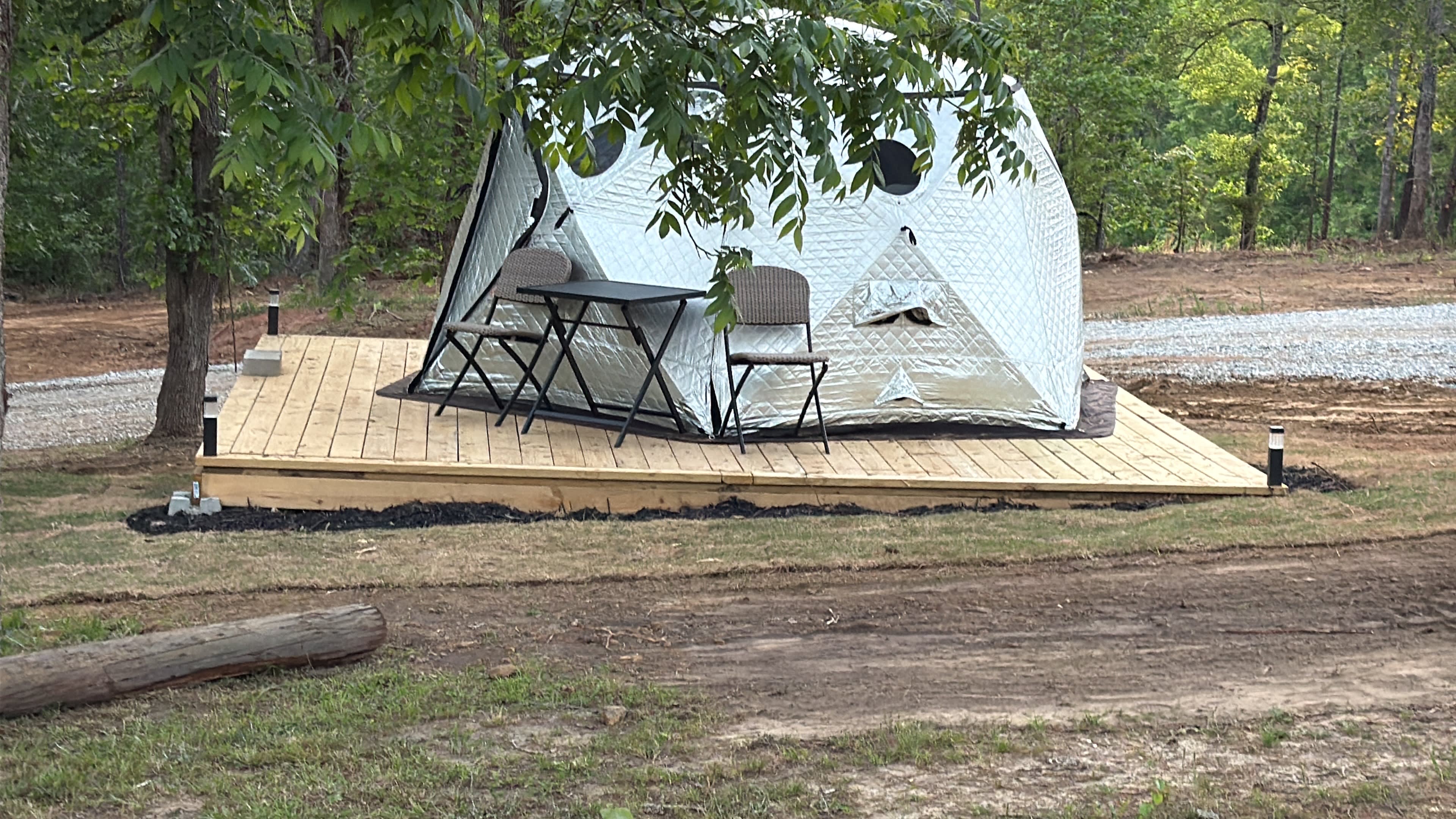 Von's Guest Camp Retreat
