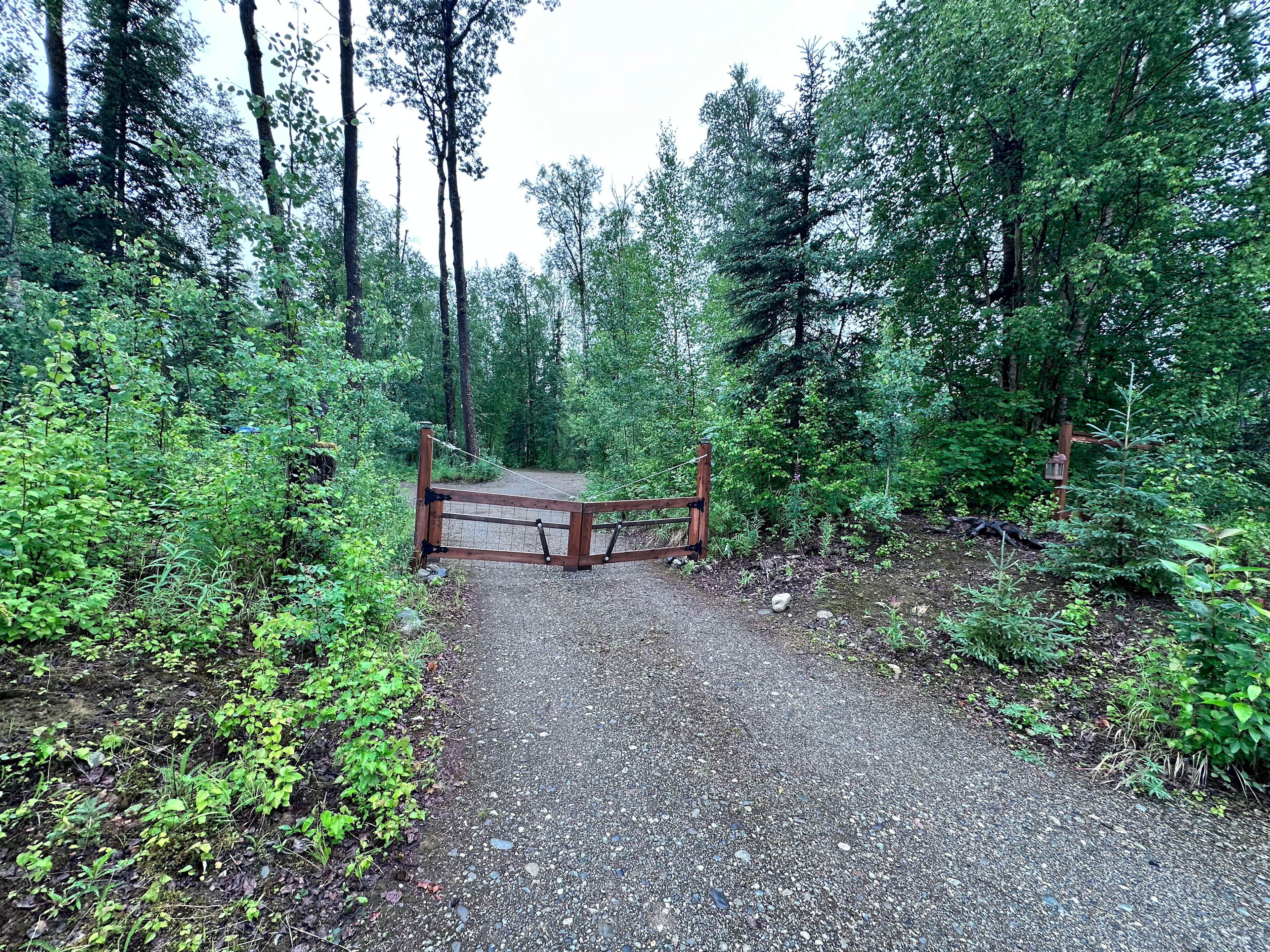 Fish Lake Landing Dry RV Talkeetna
