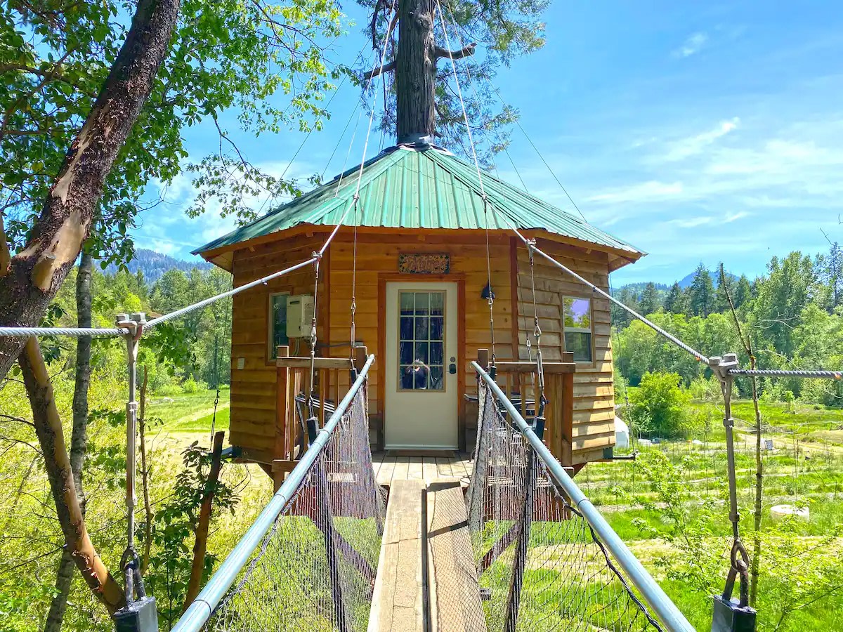 420 treehouses