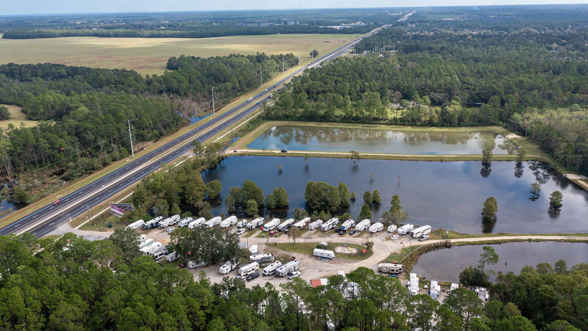 Unhitched Leisure Lakes RV Park