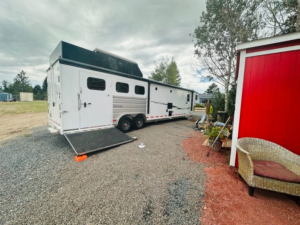 Ranch on Yellowstone Rd Campsites