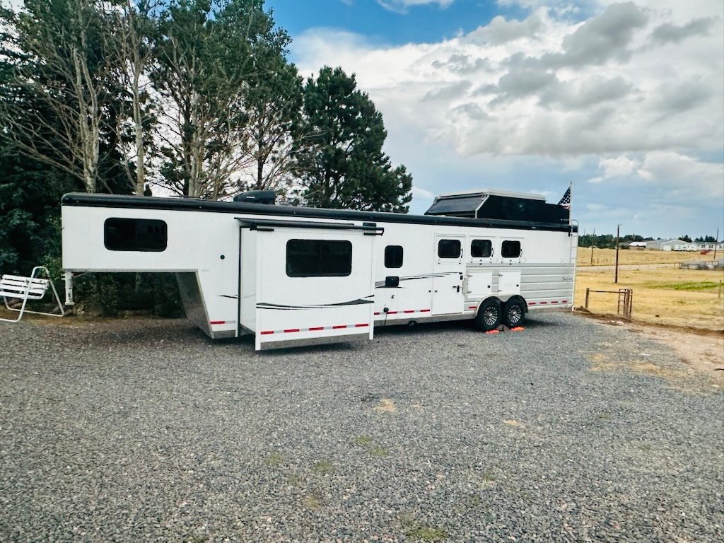 Ranch on Yellowstone Rd Campsites