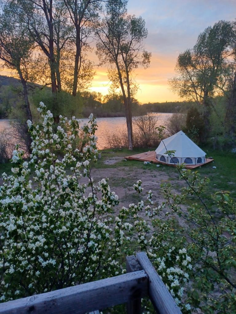 Snake River Glamping