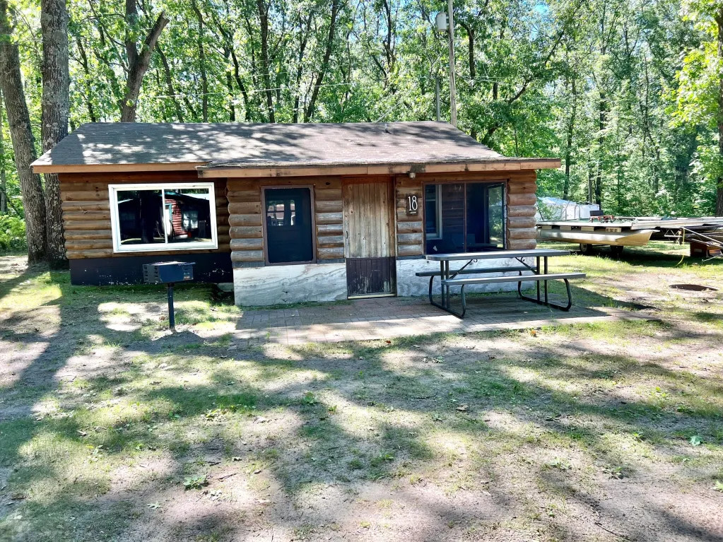 Bells Bay Cabins