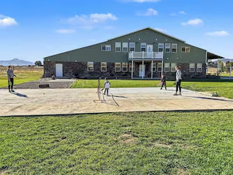 Robins Nest RV Inn