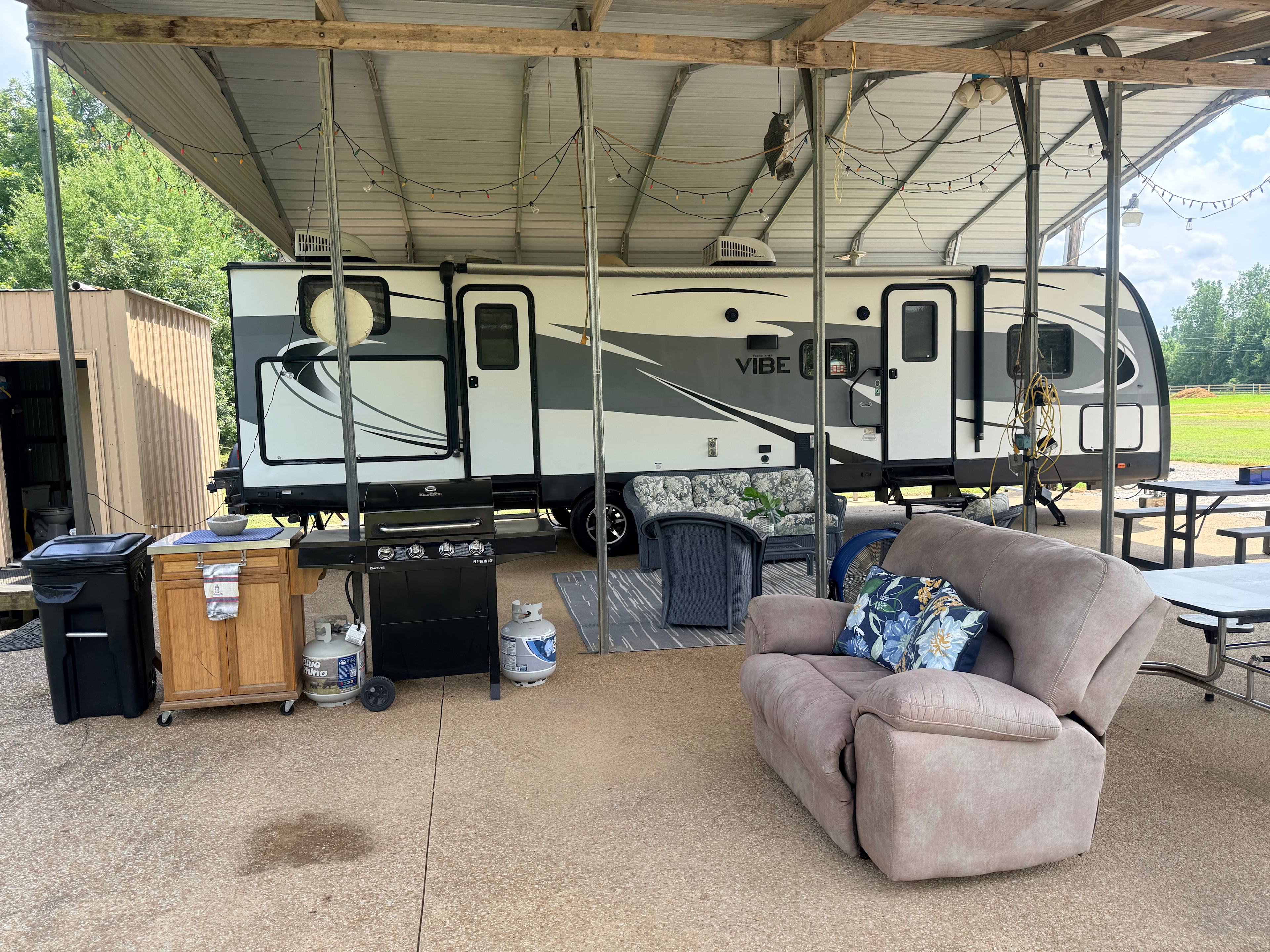 Whites creek Hideaway B