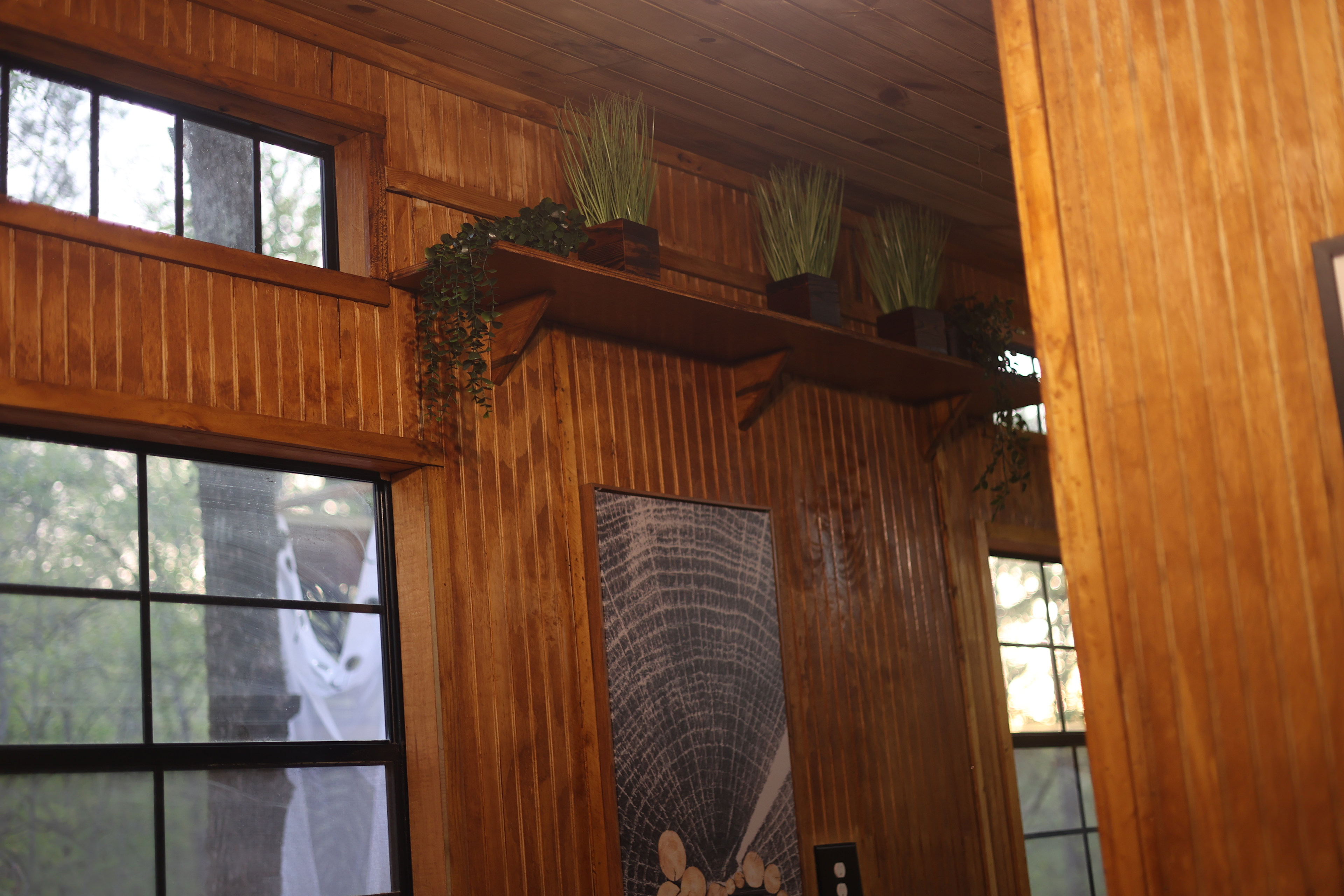 Von's Guest Camp Retreat