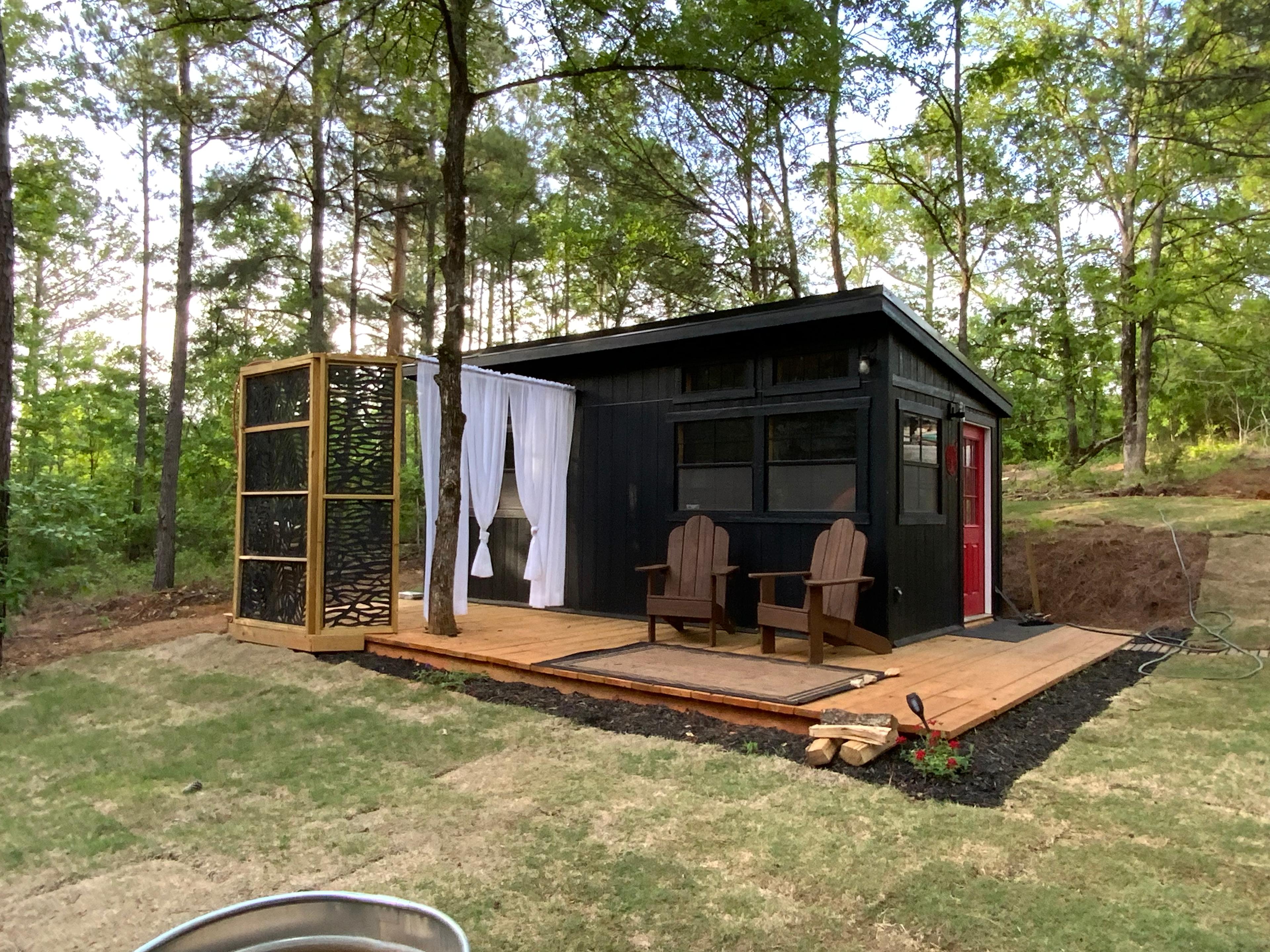 Von's Guest Camp Retreat