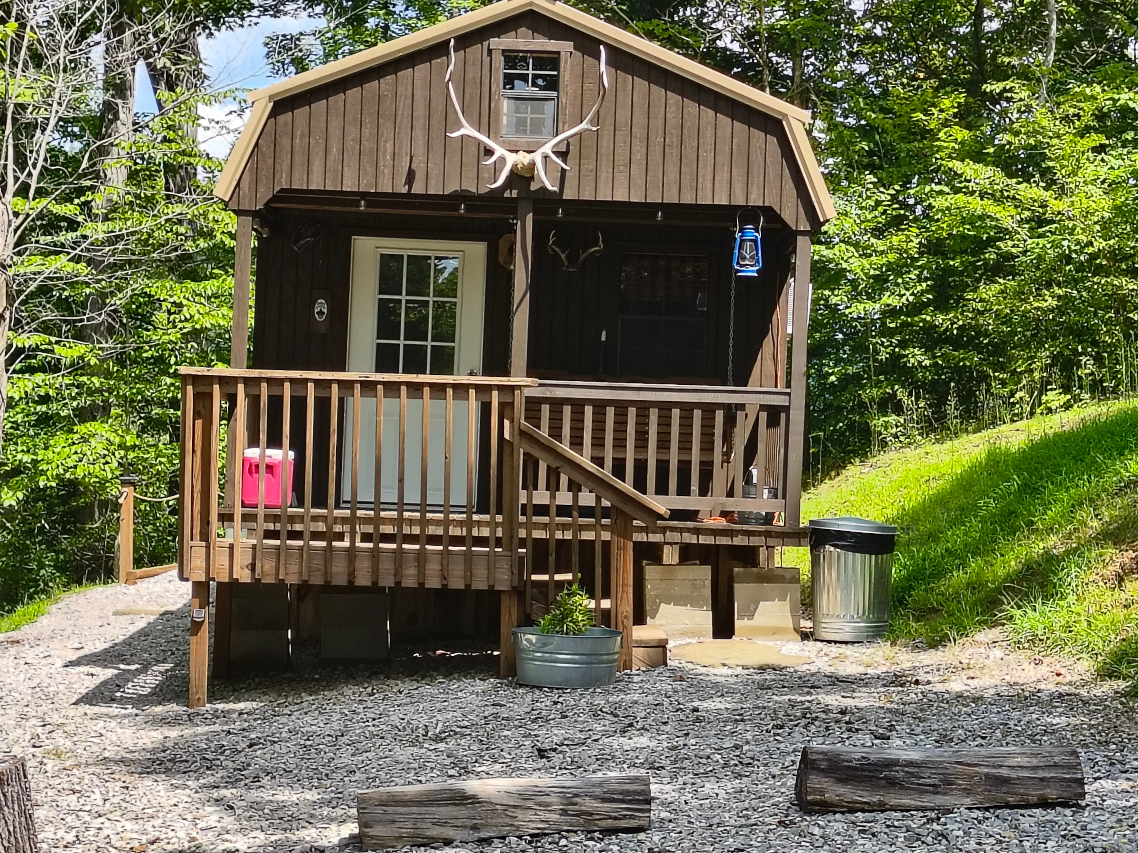 Poca Valley Cabins