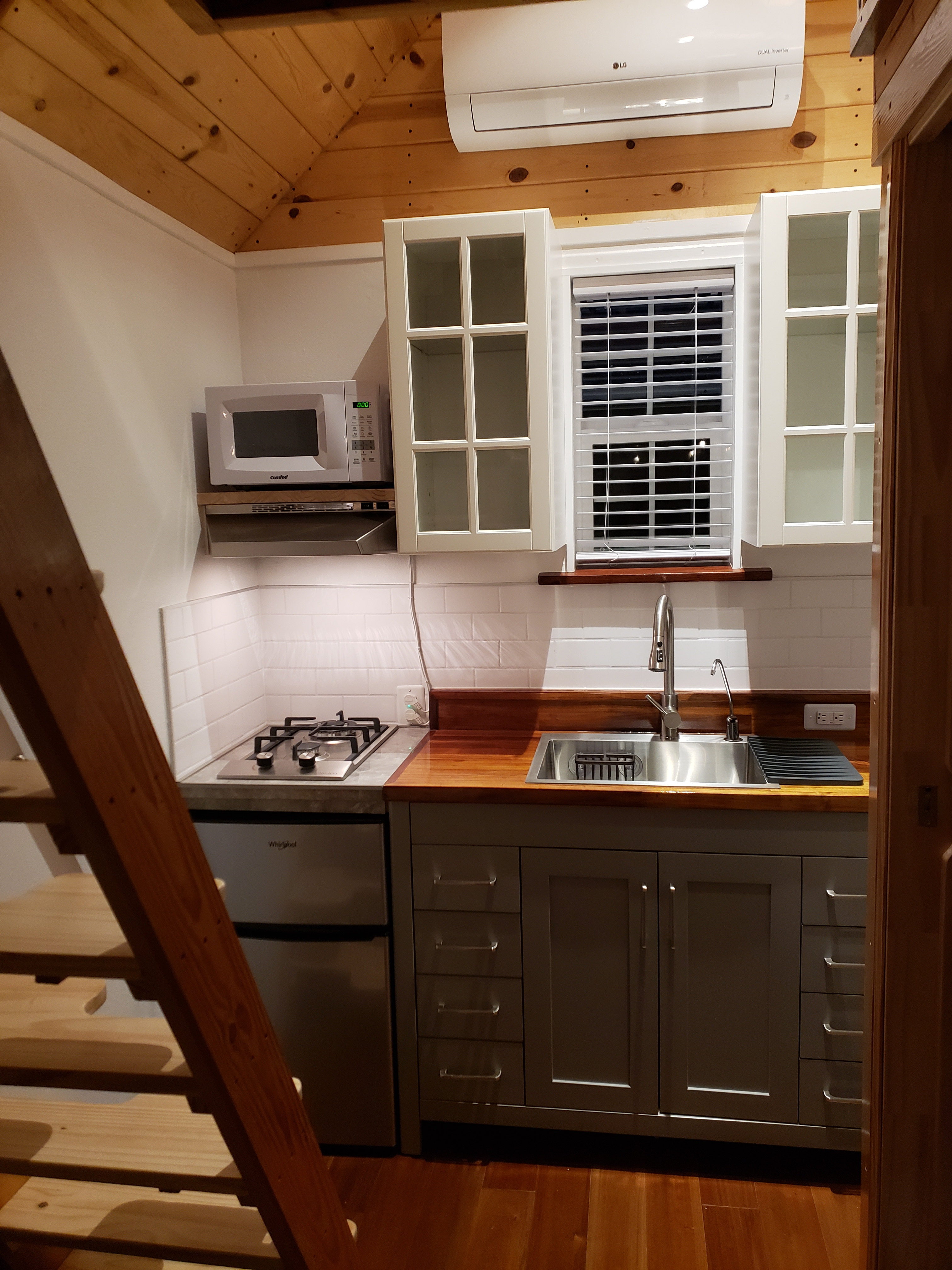 Tiny House by Forest/Creek