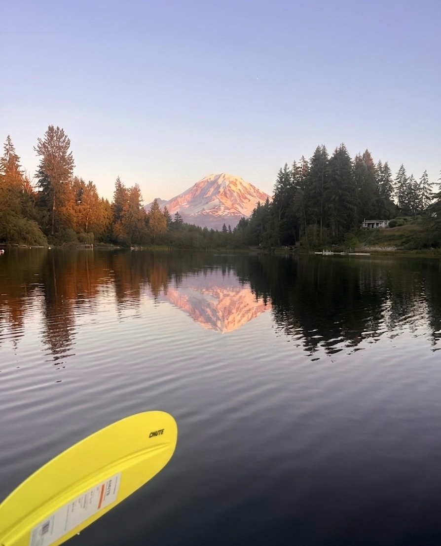 Birdsong Lakeside Serenity Retreat