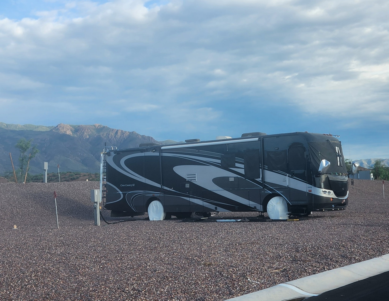 Roosevelt Lake Cottages RV Park