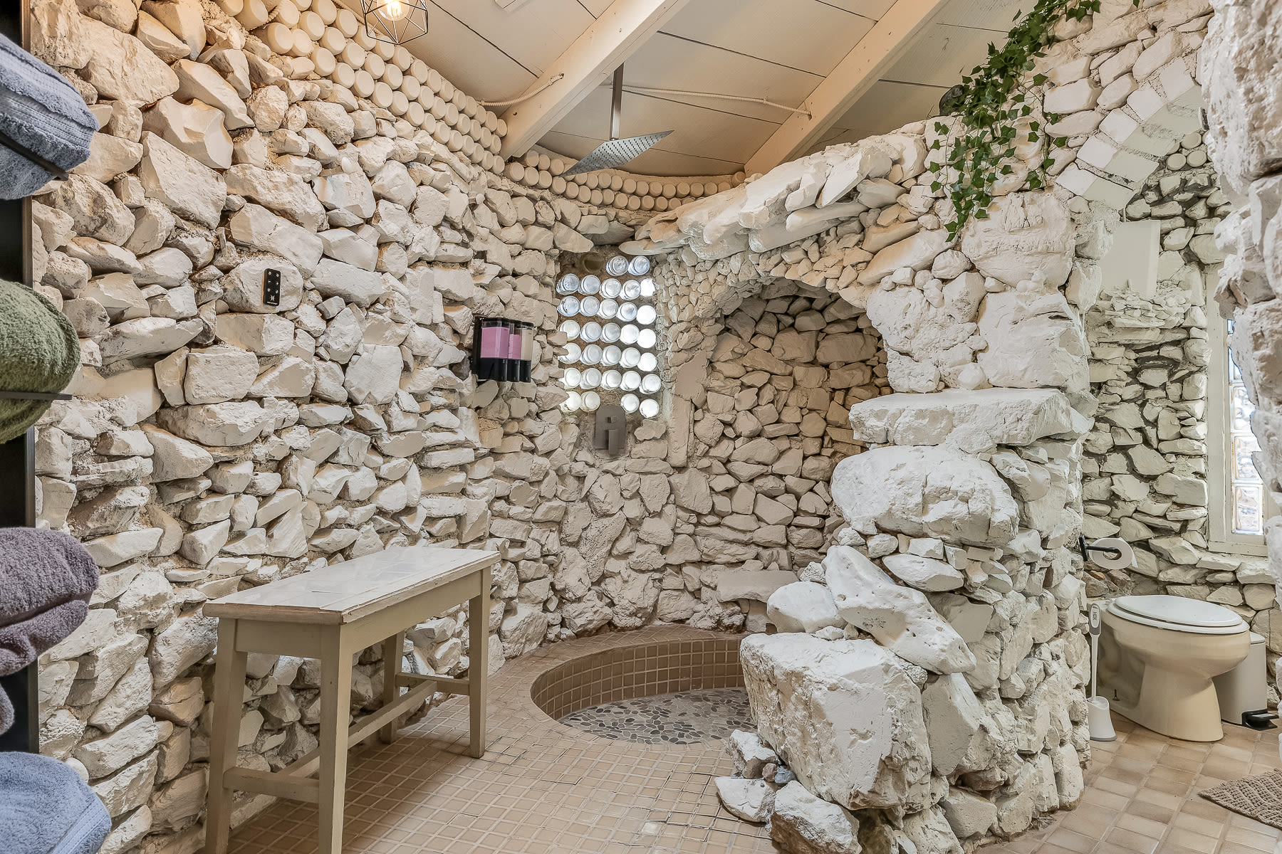 Tucson Bottle House