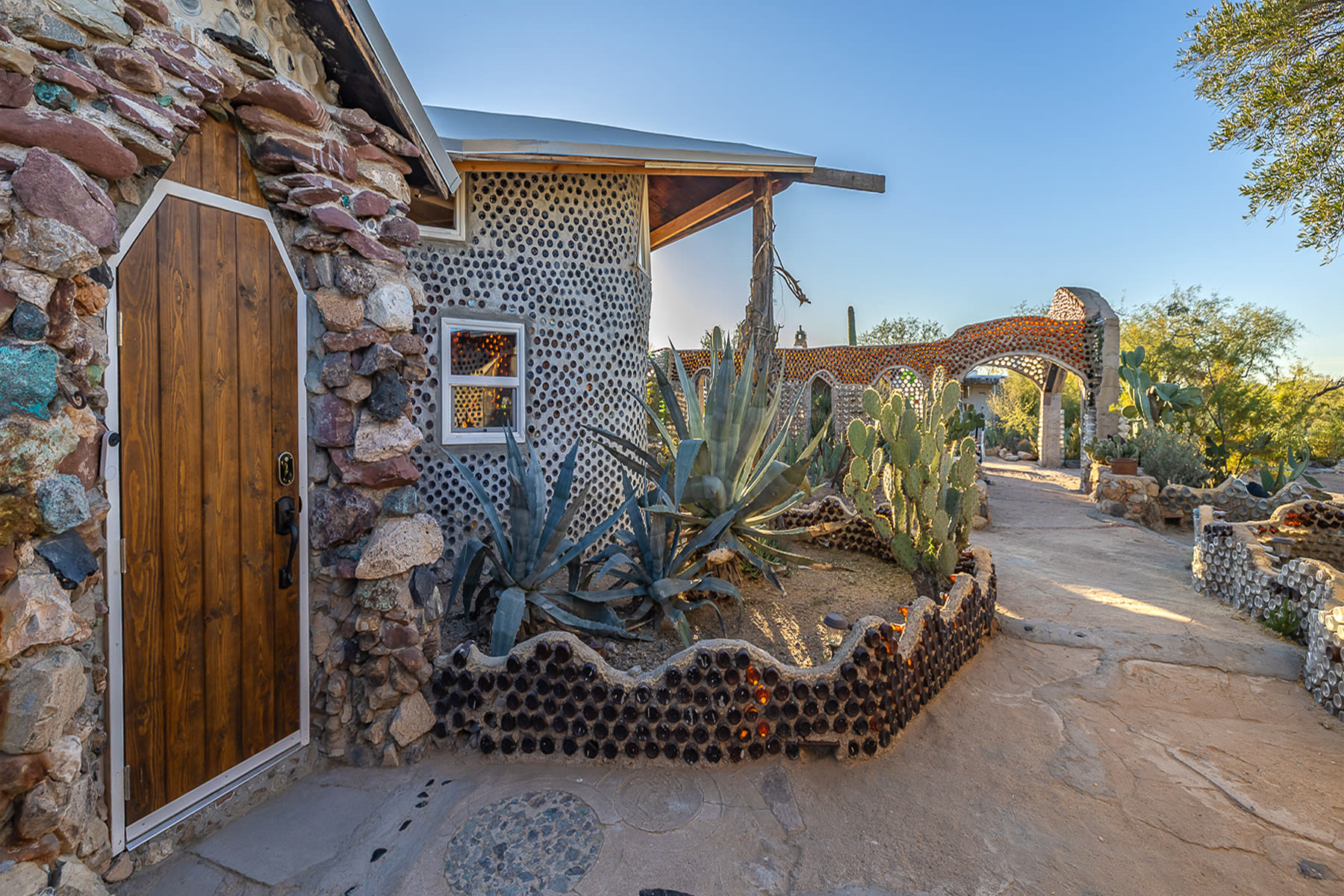 Tucson Bottle House