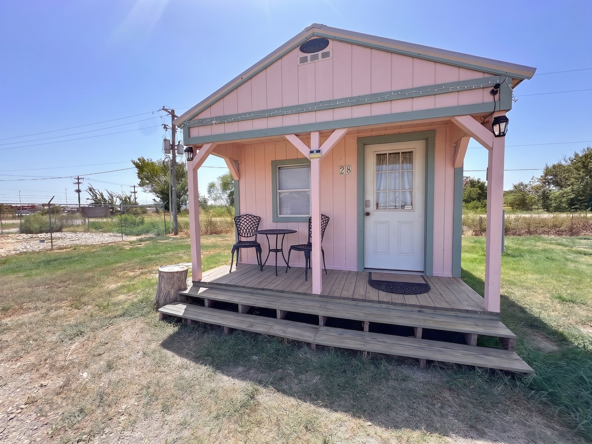 Tiny 🤠 Town 🏡 at Lucky 🍀 7 RV Park 🐟