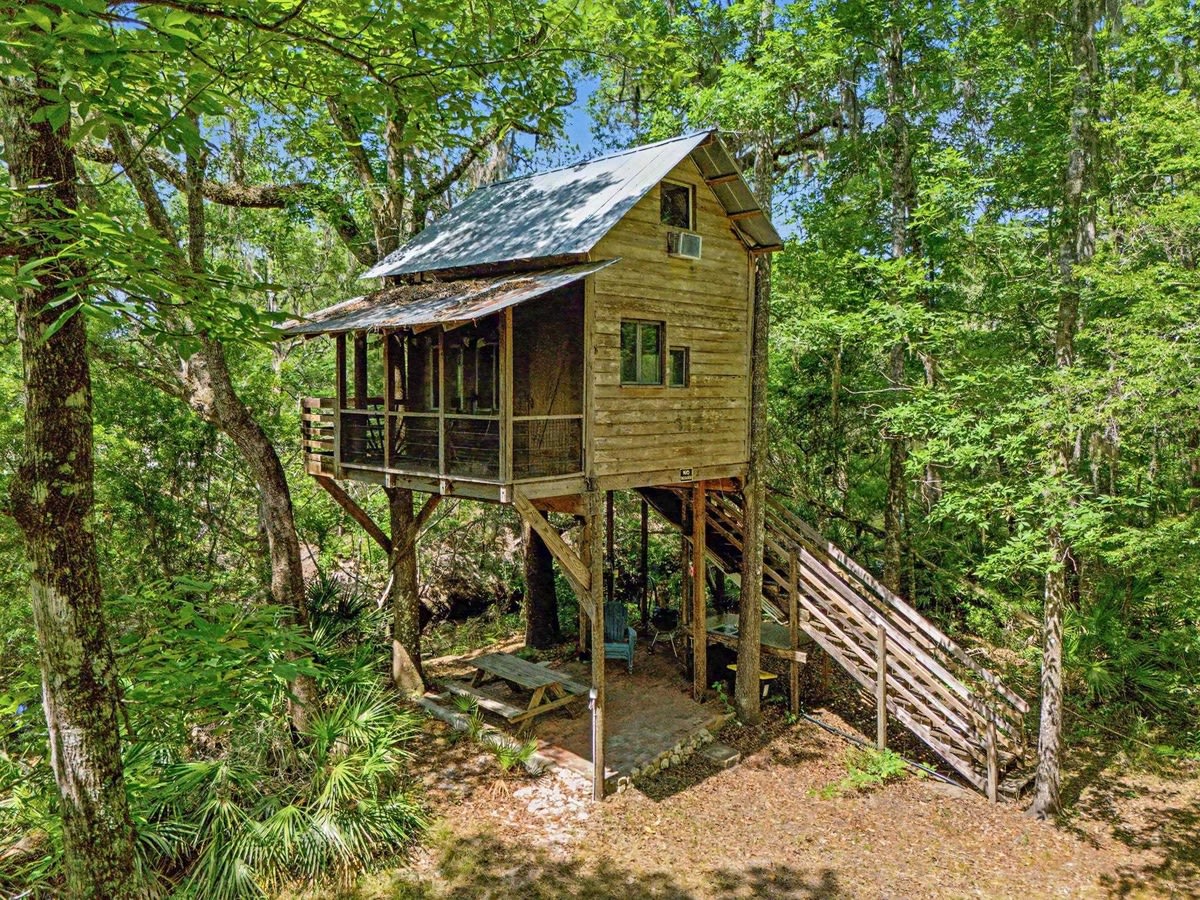 Sopchoppy Treehouse