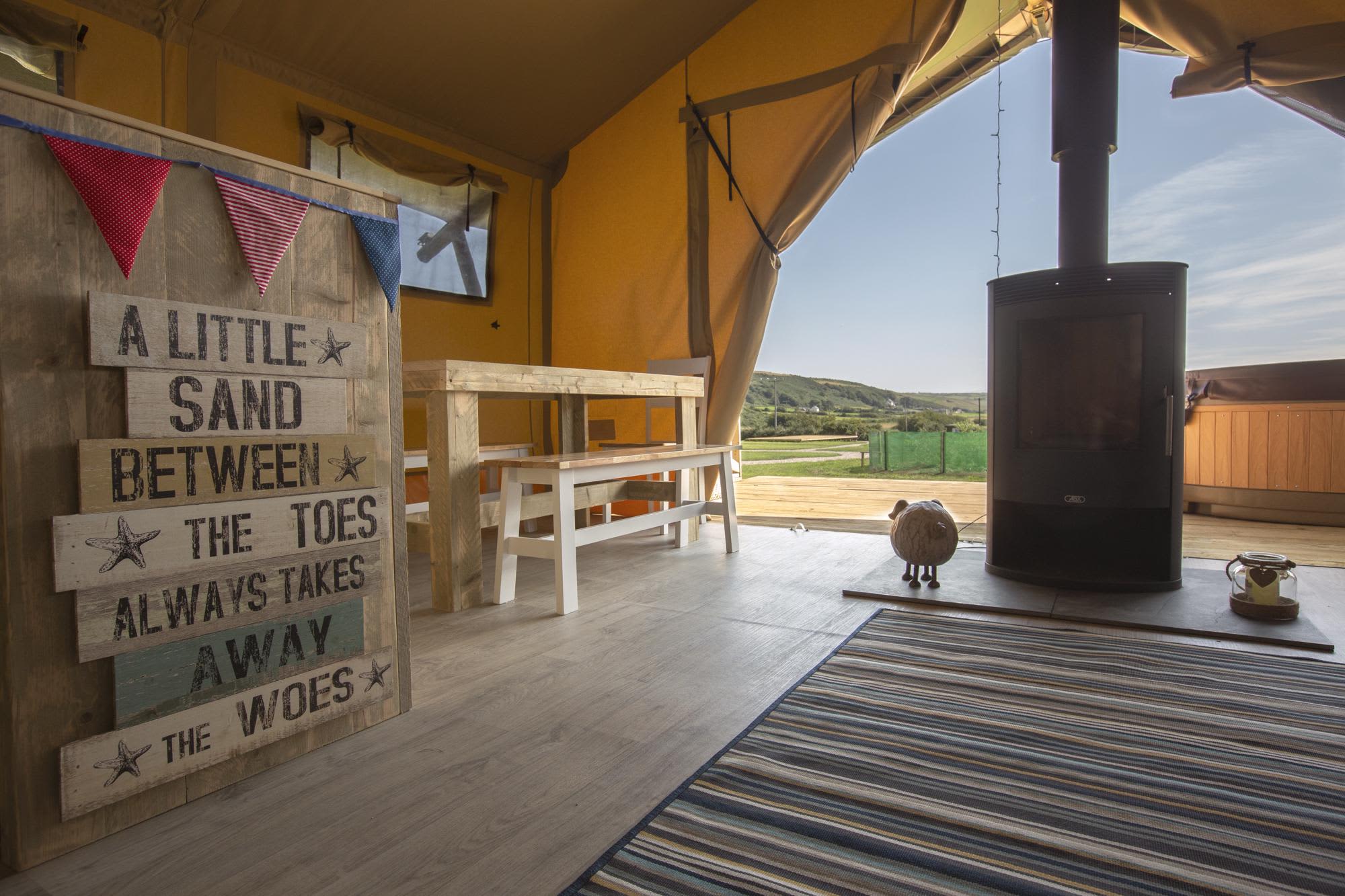 Safari Tent 