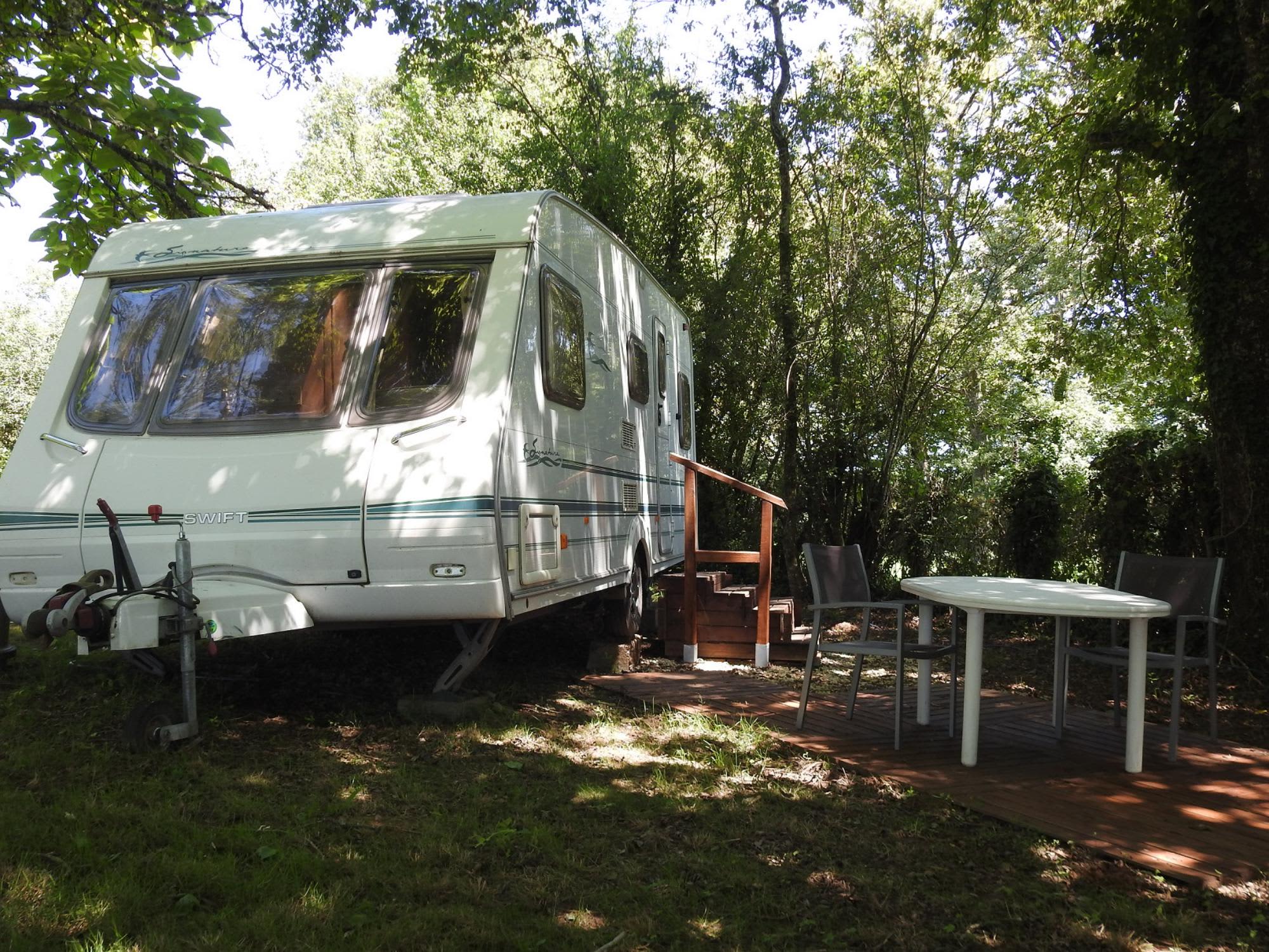 (RS) Rental Caravan