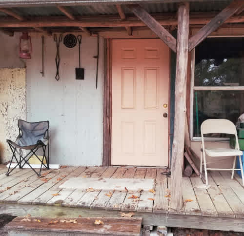 Mallard Haven - 'hunters' cabin front porch